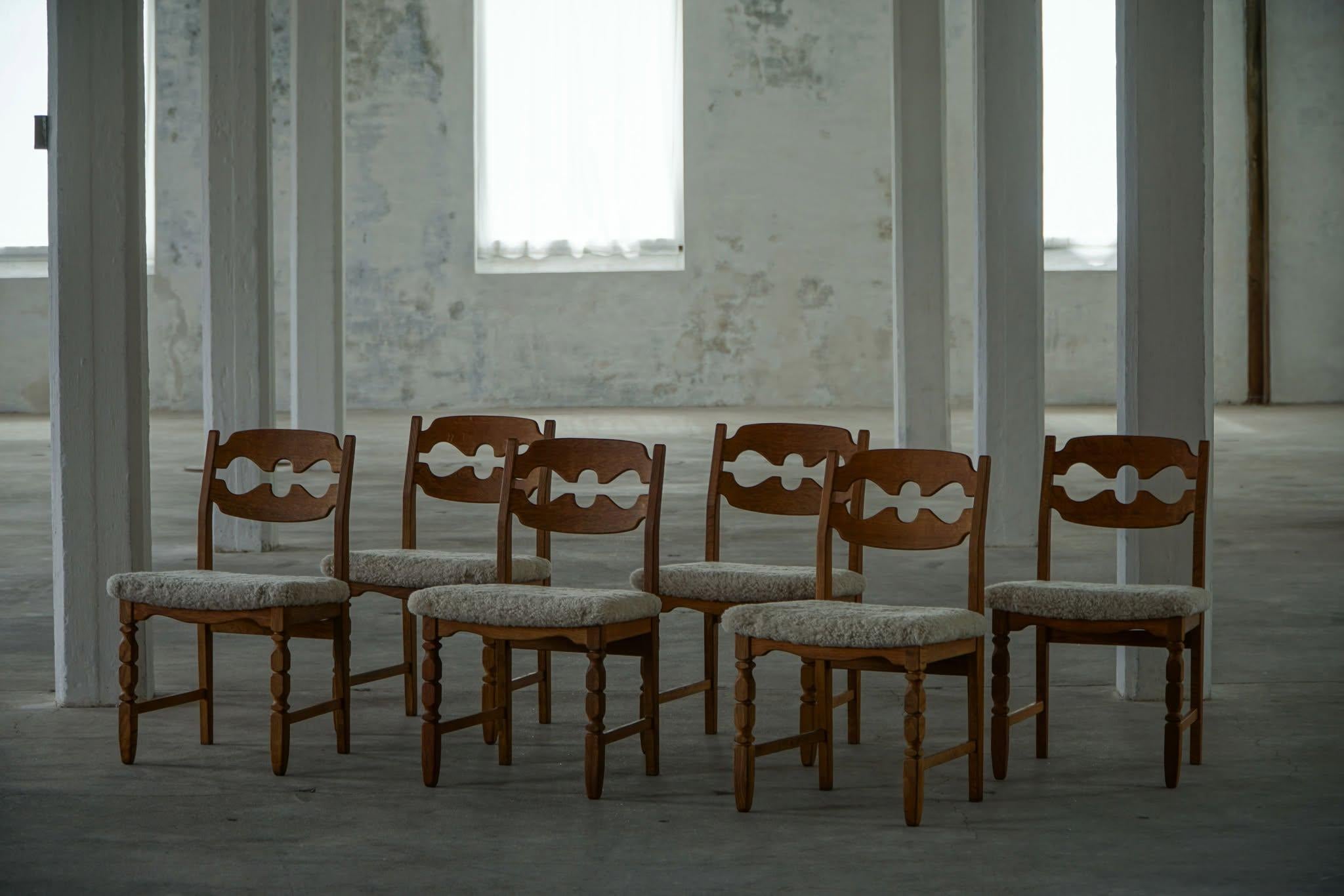 Lambskin Set of 6 Henning Kjærnulf “Razorblade” Dining Chairs in Oak & Lambswool, 1960s For Sale