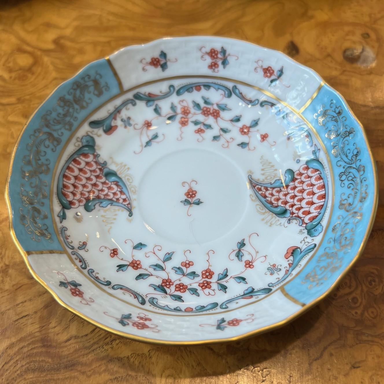 Juego de 6 tazas y platillos pintados a mano Herend - Varios motivos mediados del siglo XX en venta