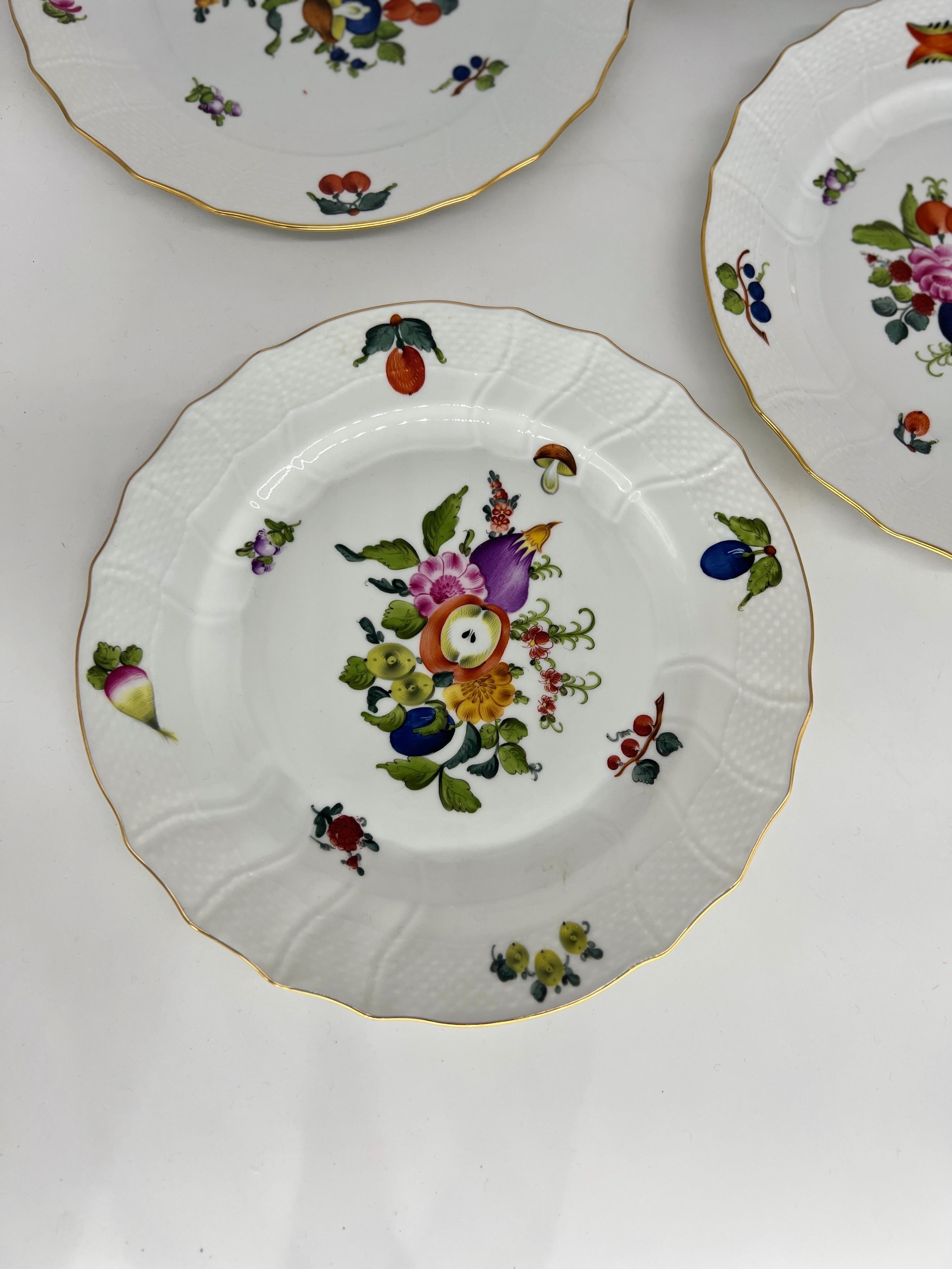 Set of 6 Herend Market Garden Floral and Fruit Porcelain Dinner Plates 10.25”.