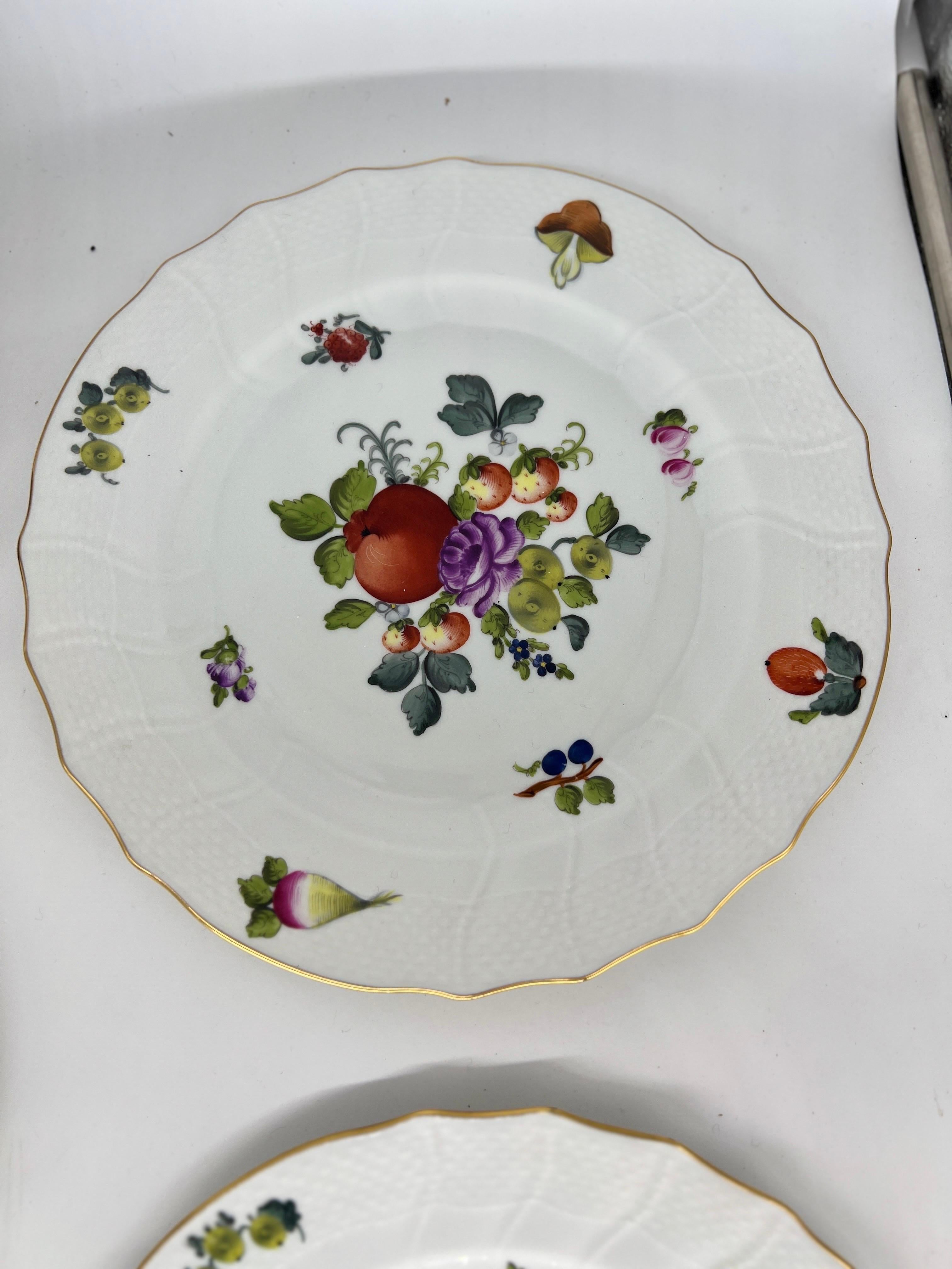 Set of 6 Herend Market Garden Floral and Fruit Porcelain Dinner Plates 3