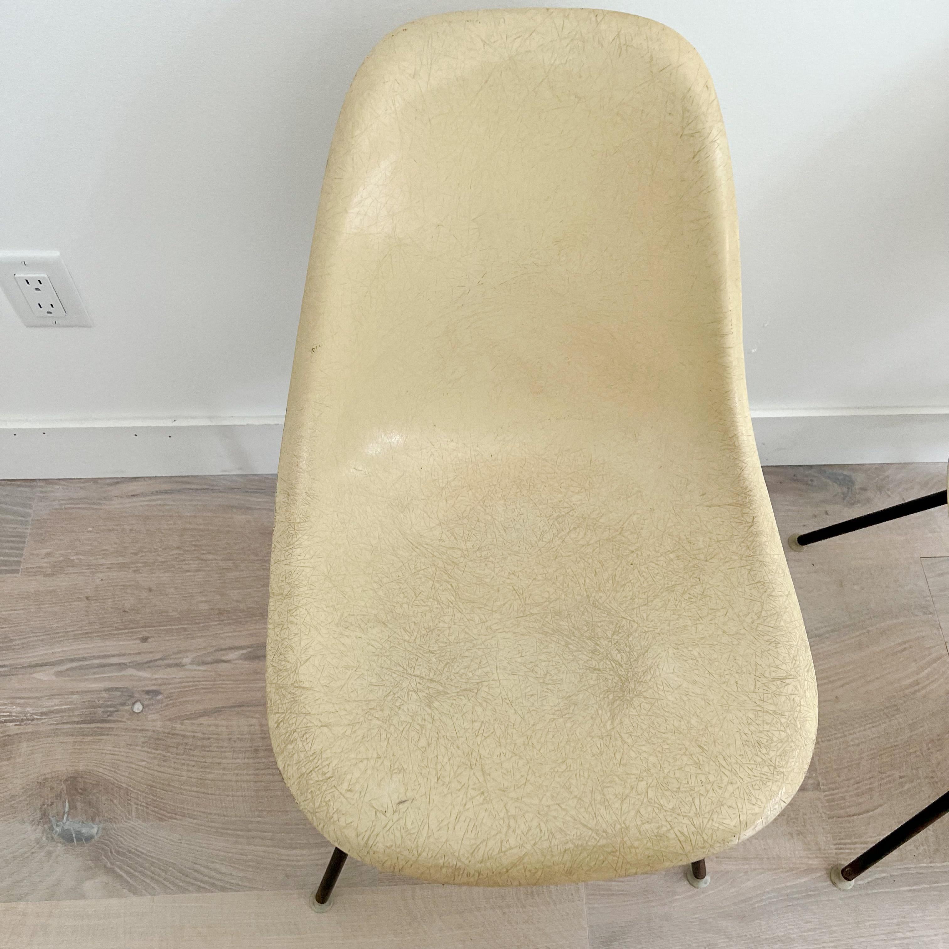 Fiberglass Set of 6 Herman Miller DSX Eames Chairs - Yellow Grey