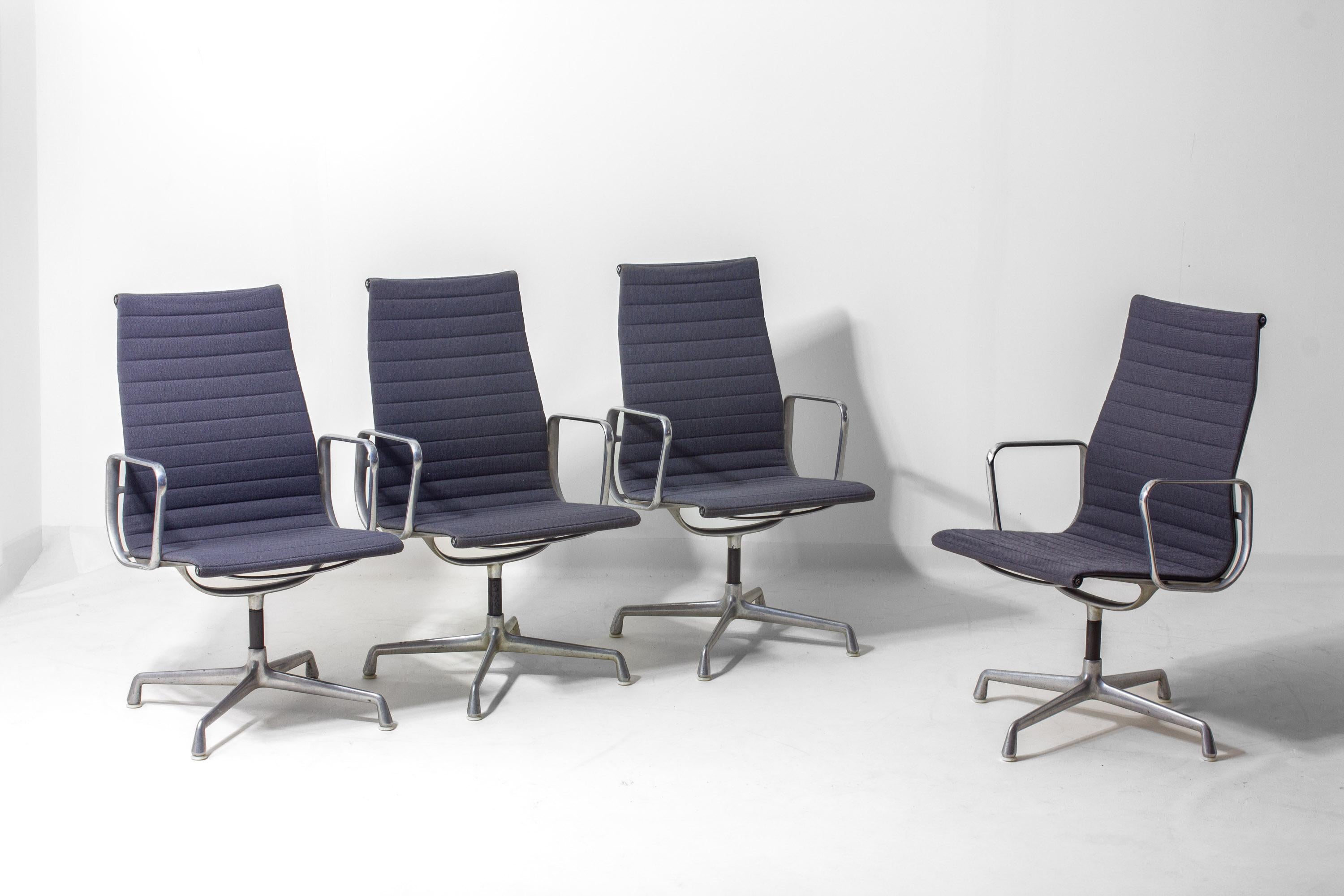 Set of 6 Herman Miller EA109 office chairs in blue grey fabric, 1980s im Angebot 5