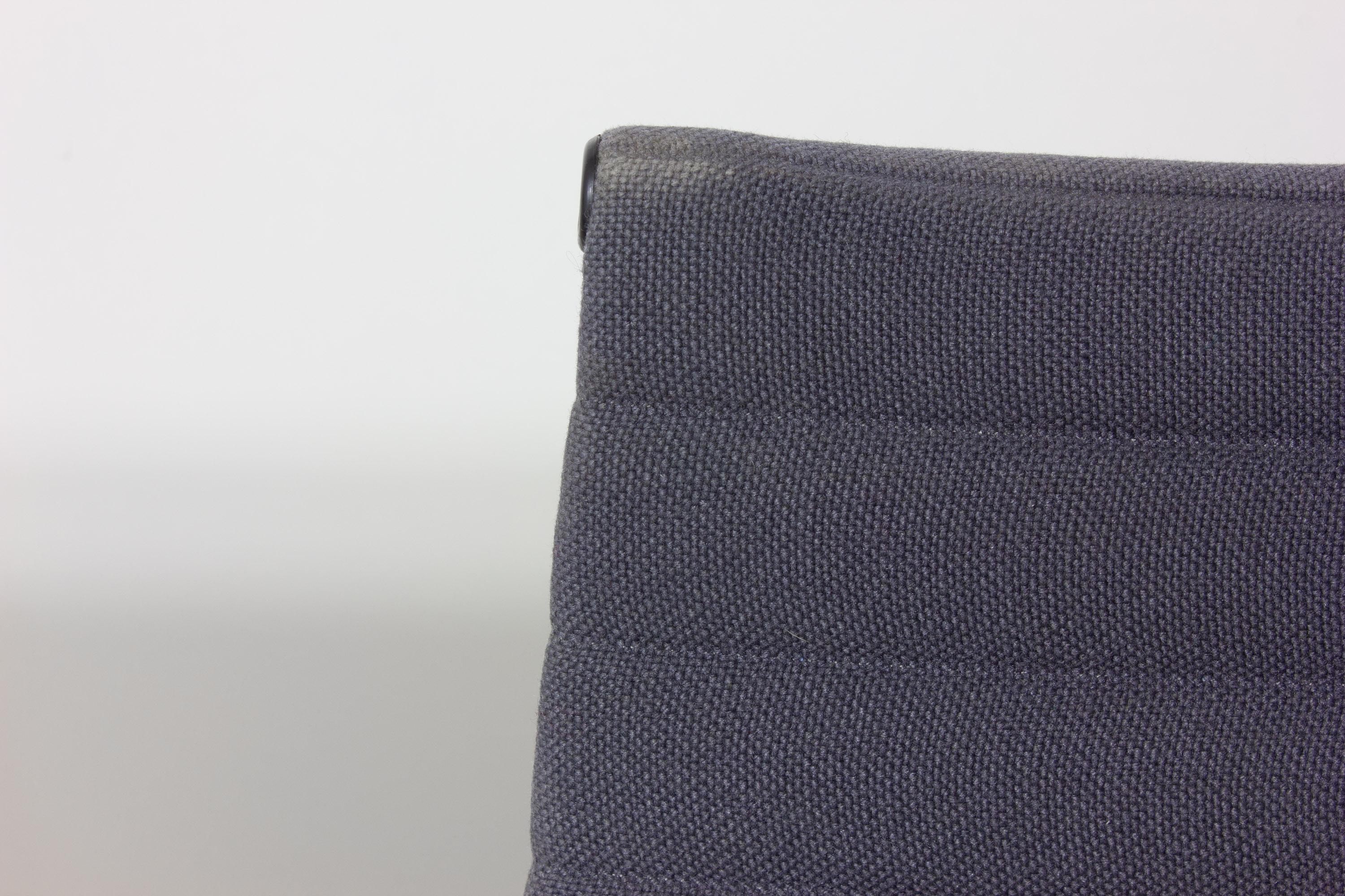 Set of 6 Herman Miller EA109 office chairs in blue grey fabric, 1980s im Angebot 1