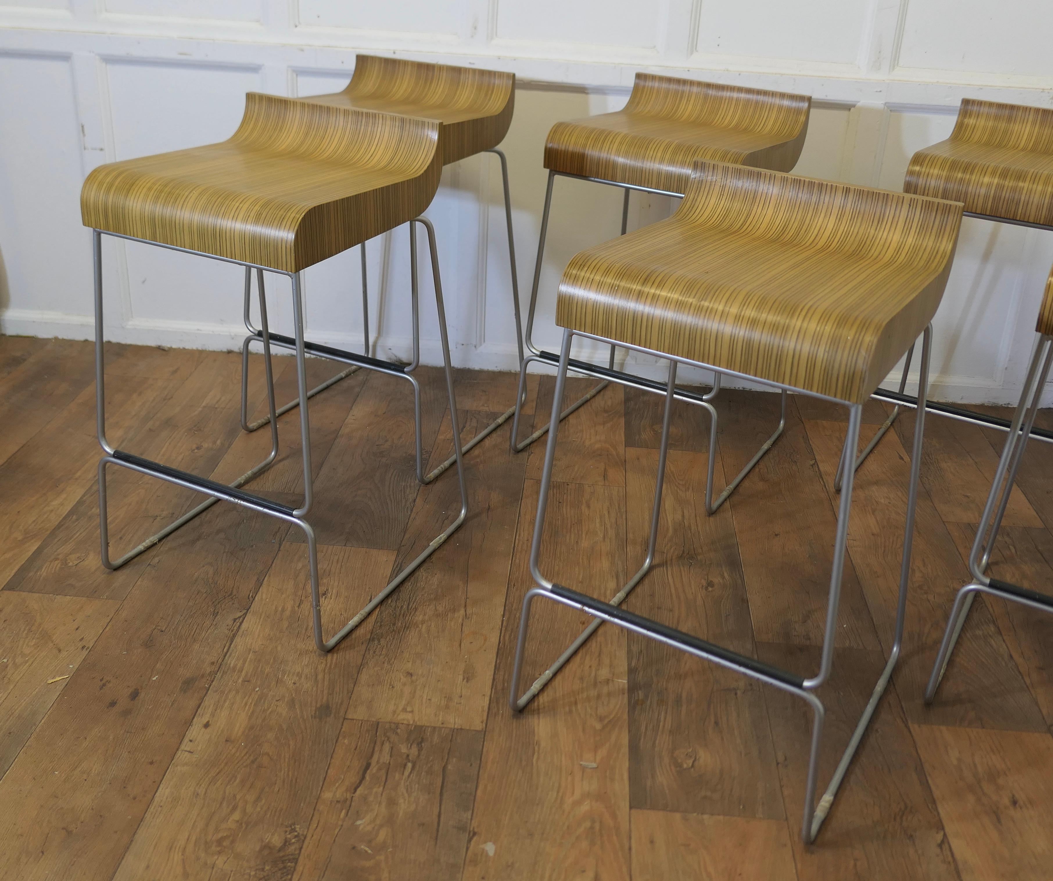 Mid-20th Century Set of 6 High Class Italian Bar Stools by Emilio Nanni    Superb design