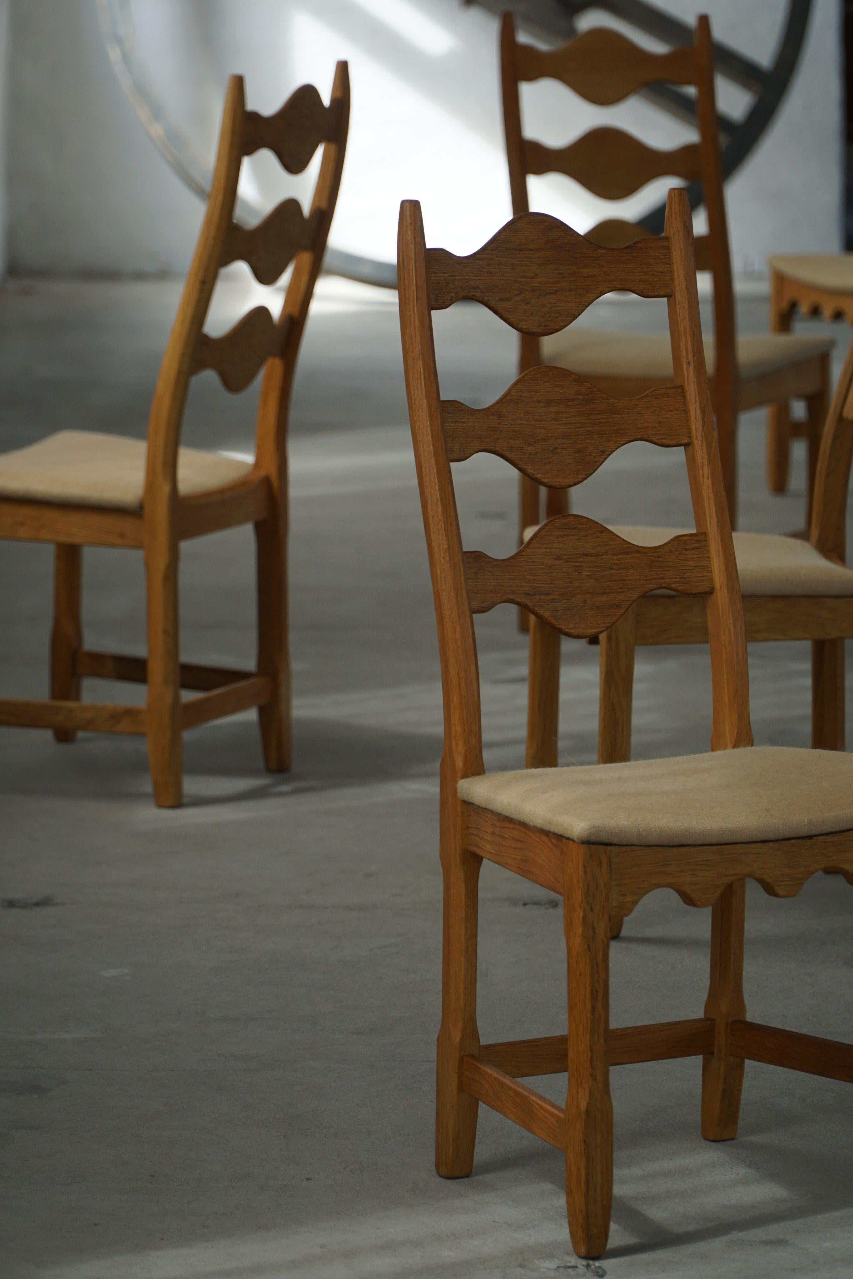 Ensemble de 6 chaises de salle à manger à dossier haut en Oak, modernité danoise, Henning Kjærnulf, années 1960 en vente 1