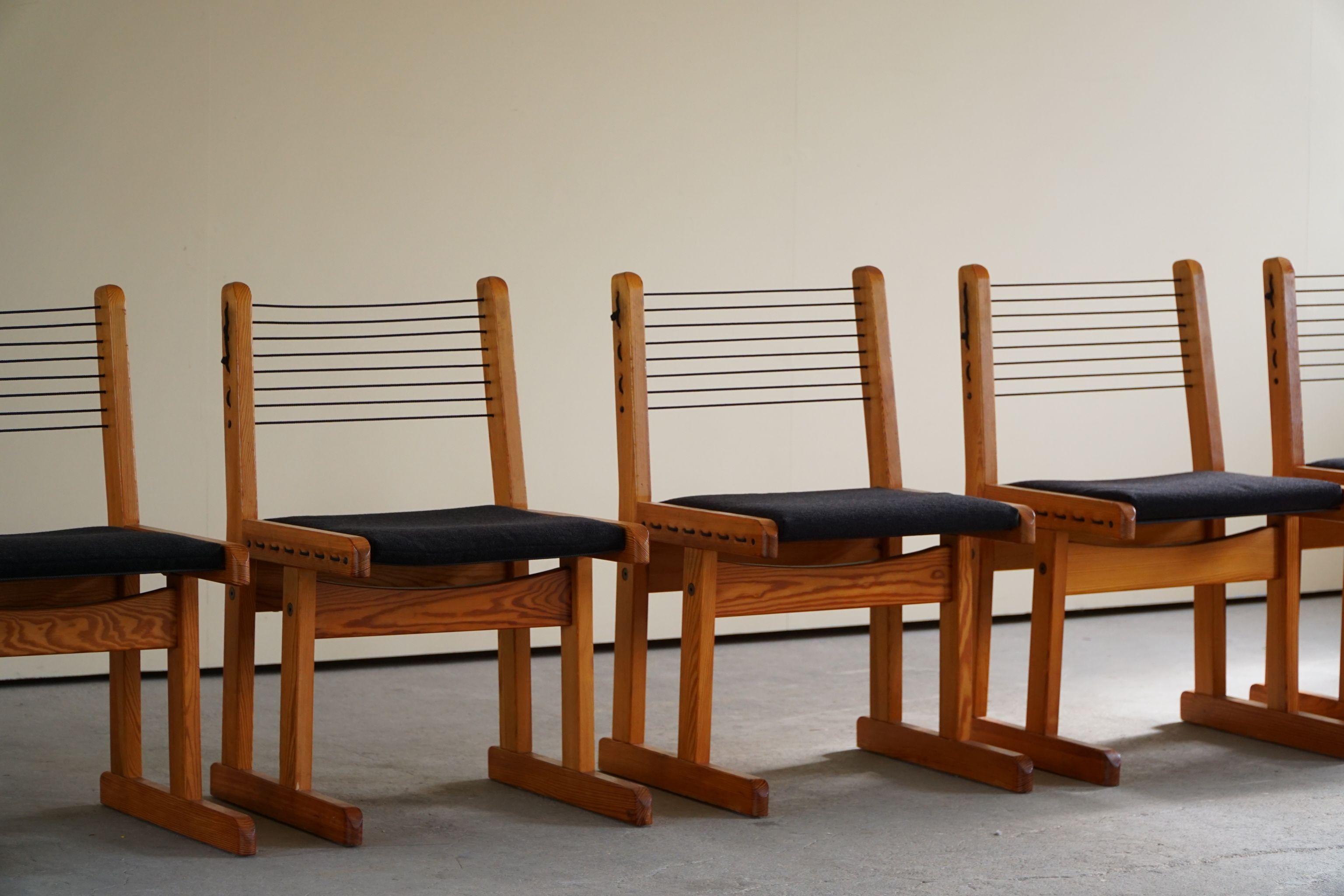 Set of 6 Hunting Chairs in Pine by Torbjørn Afdal for Bruksbo, Mid Century, 1960 For Sale 4