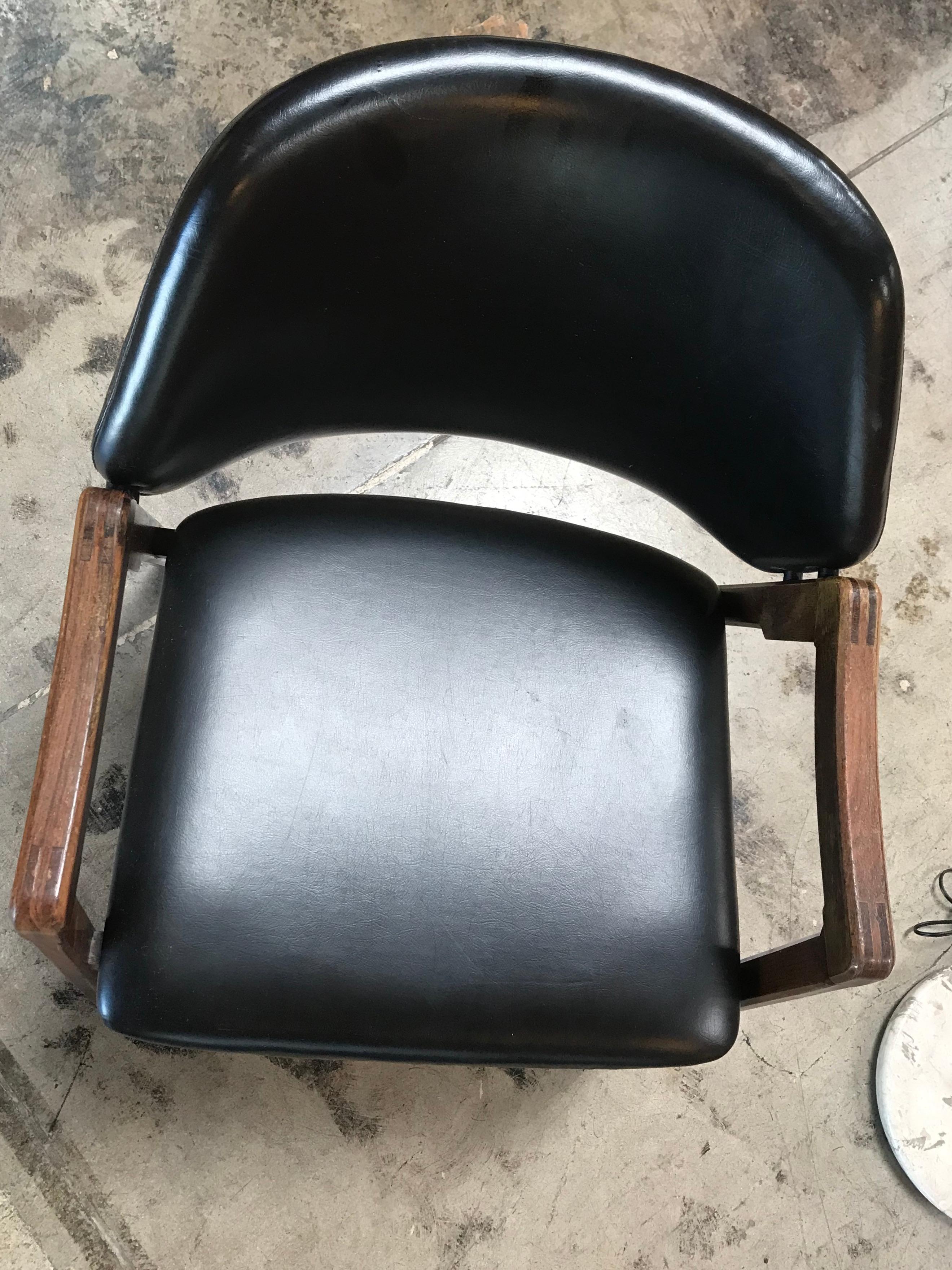 stout chair company