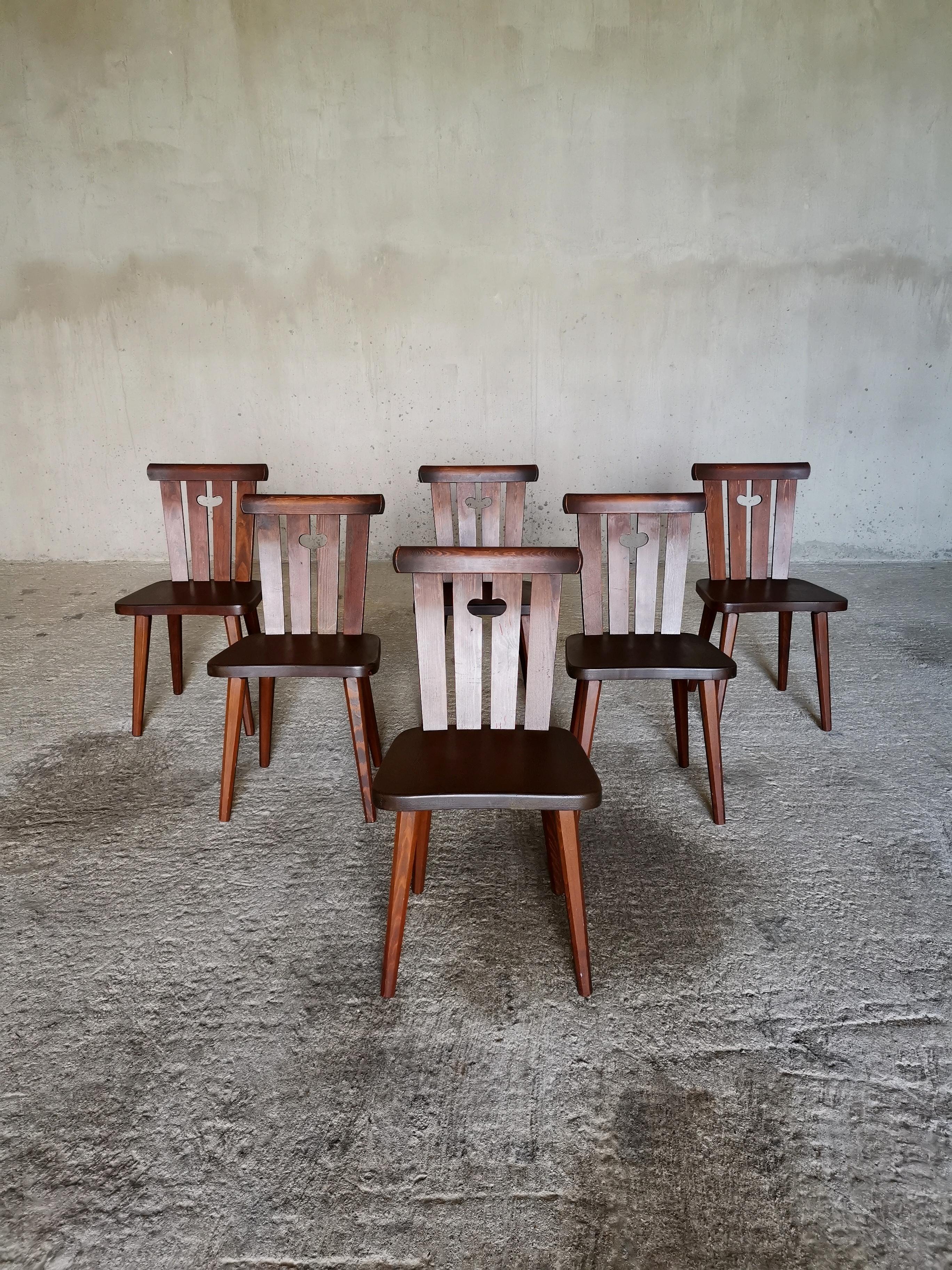 Set of 6 iconic Göran Malmvall Dining Chairs in solid Oregon pine, Sweden 1940s For Sale 2