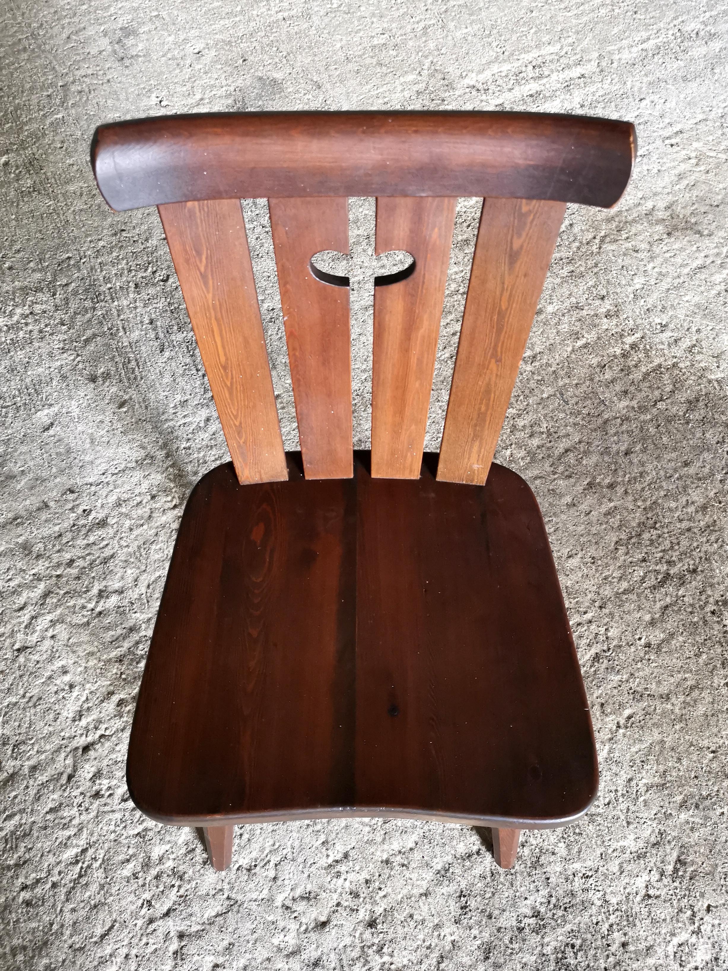 Set of 6 iconic Göran Malmvall Dining Chairs in solid Oregon pine, Sweden 1940s For Sale 1