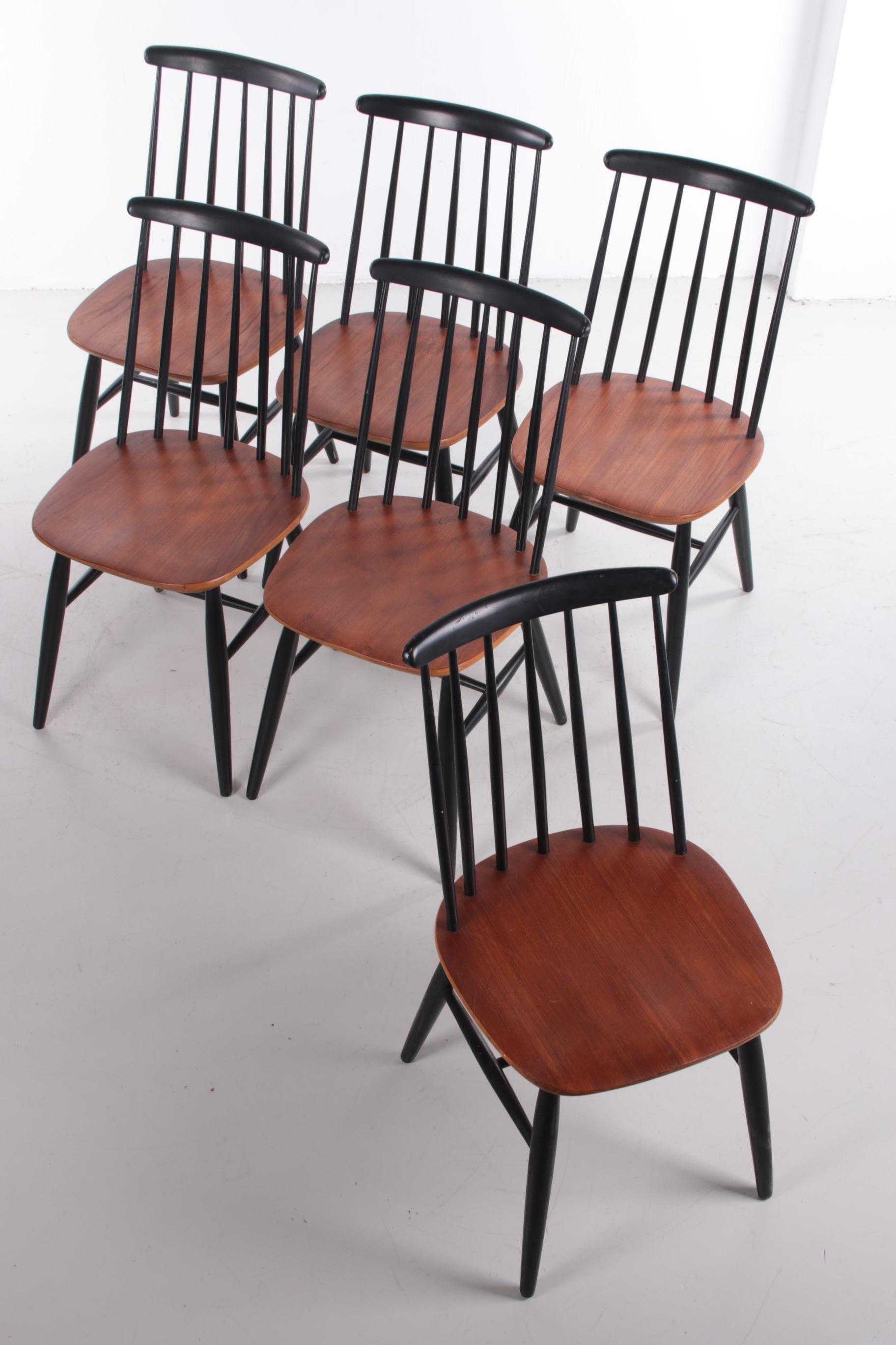 Mid-Century Modern Set of 6 Ilmari Tapiovaara Dining Table Chairs Model Fanett, 1965