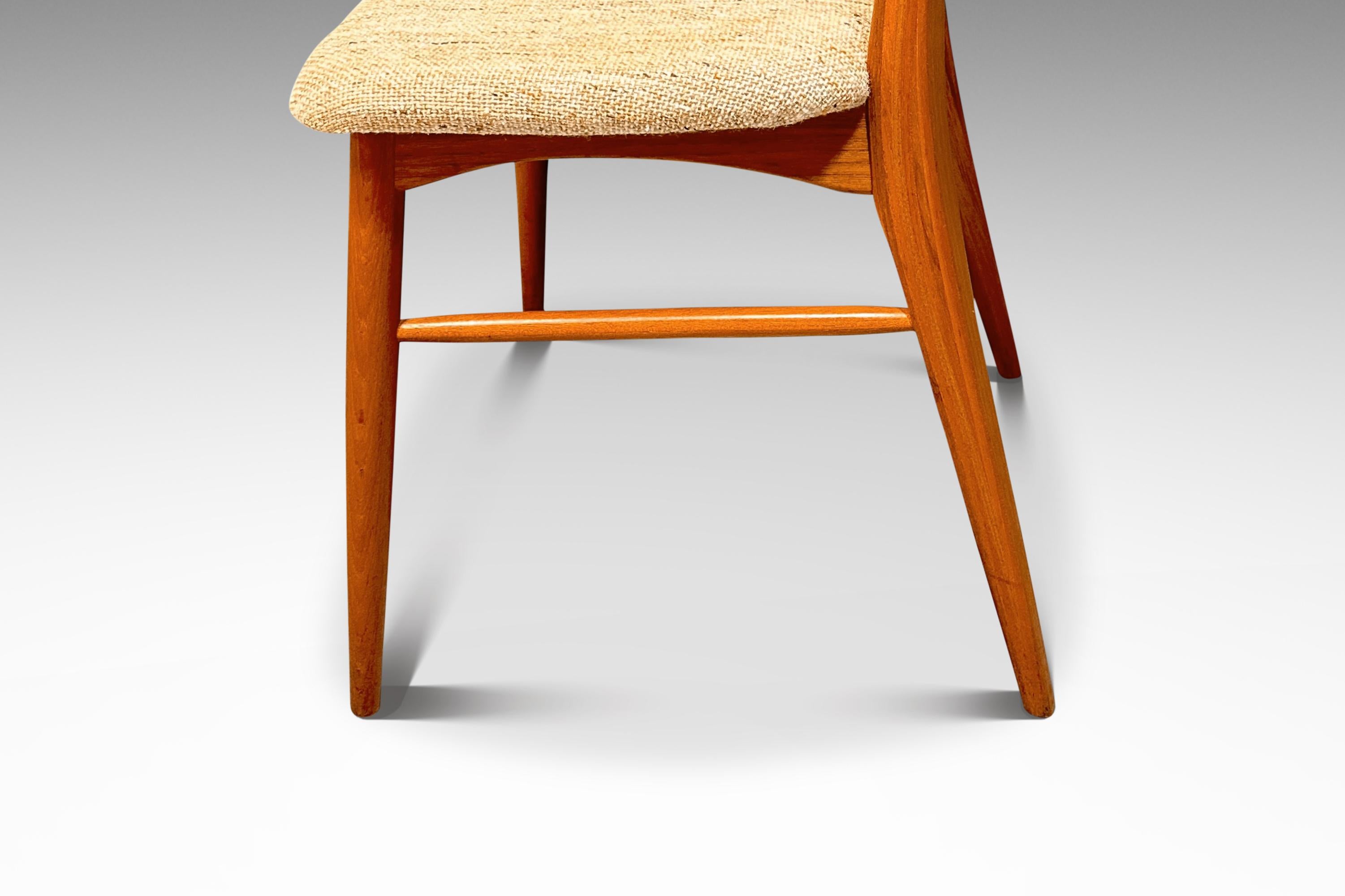 Juego de 6  Sillas de comedor modelo 
