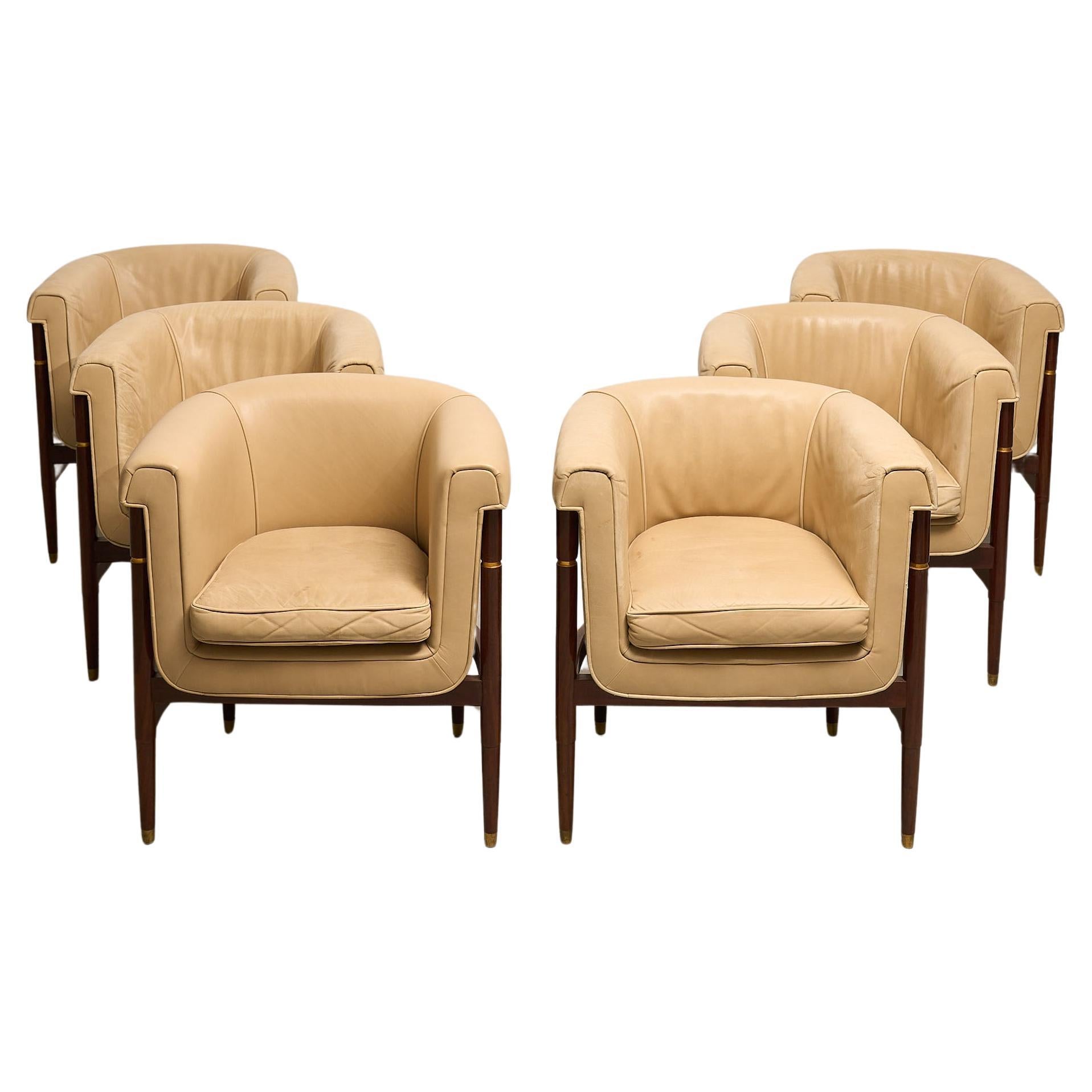 Ensemble de 6 fauteuils de salle à manger italiens en cuir crème et bois Brown