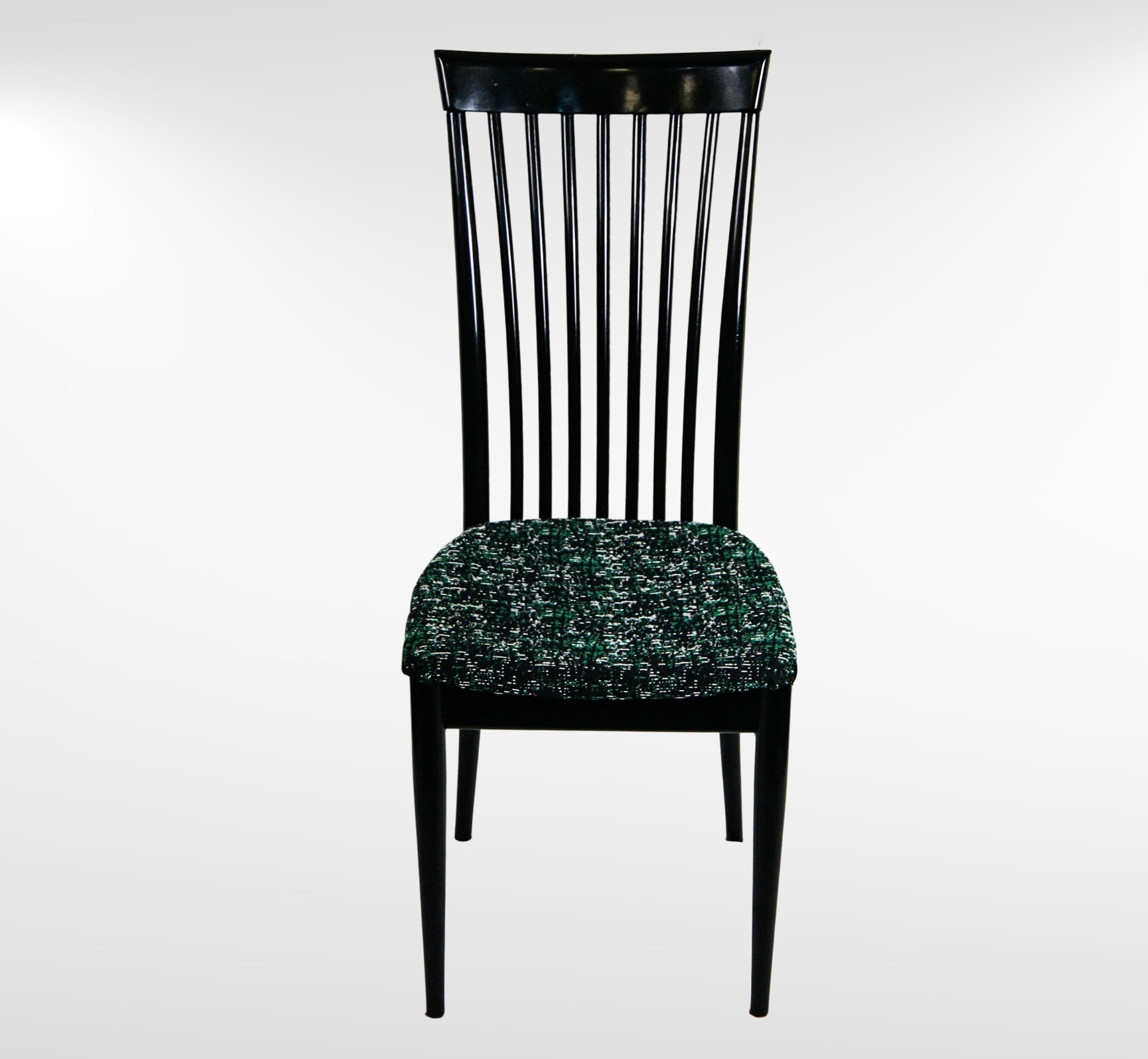 20th Century Set of 6 Italian Lacquered Black Dining Chairs in the Manner of Paolo Buffa For Sale
