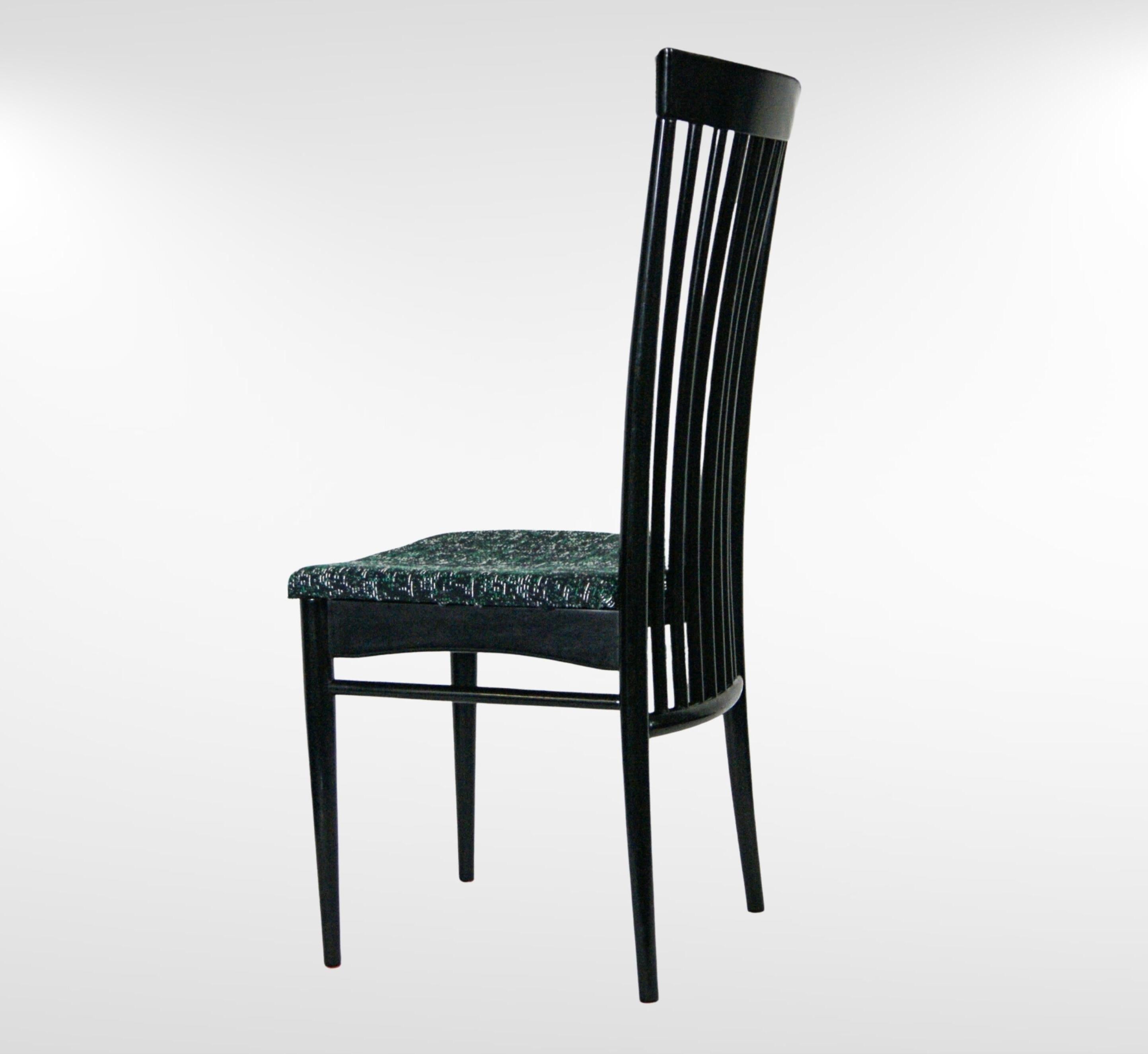 Wood Set of 6 Italian Lacquered Black Dining Chairs in the Manner of Paolo Buffa For Sale