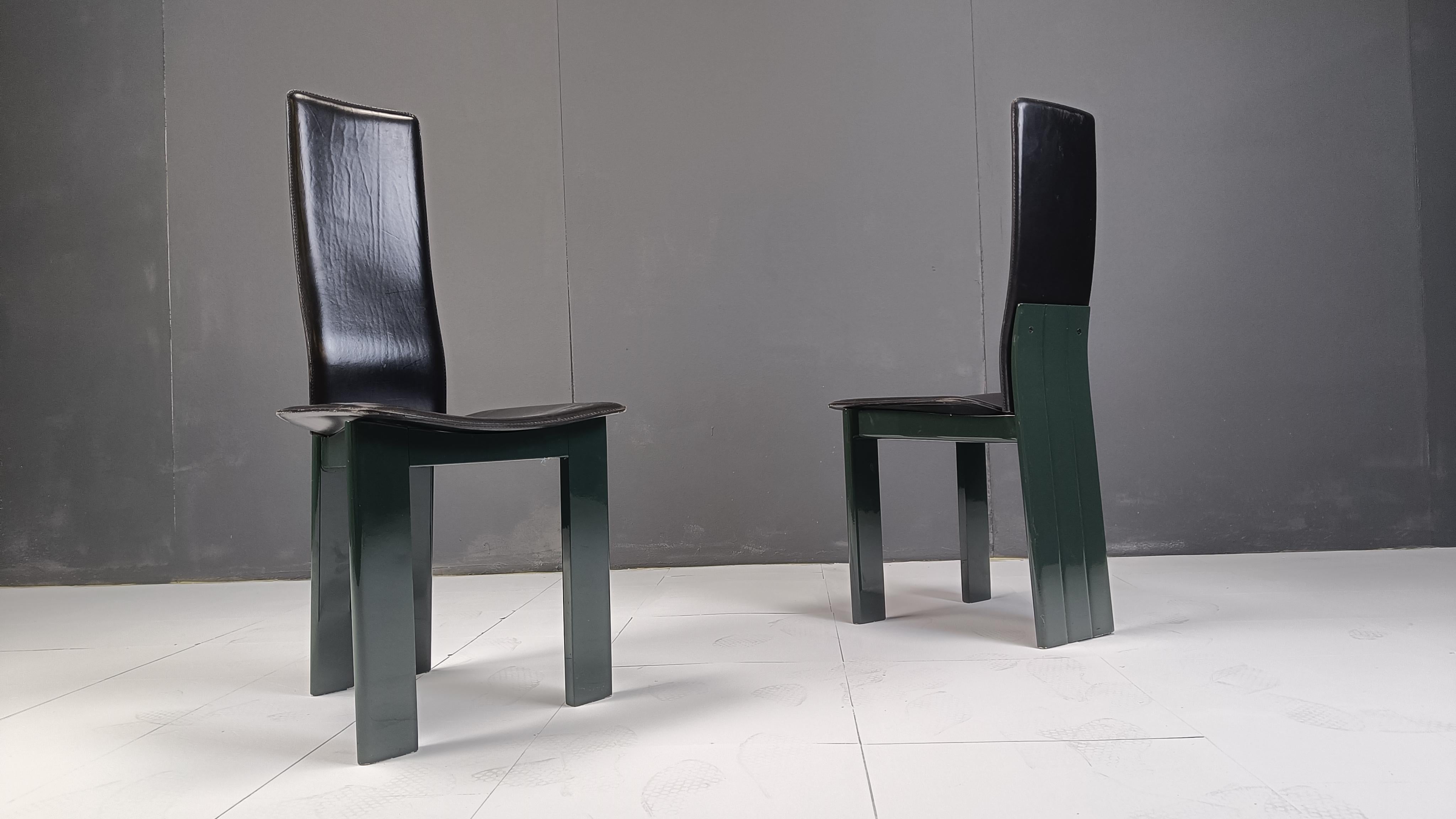 Set of 6 Italian leather and green lacquer dining chairs, 1980s For Sale 4