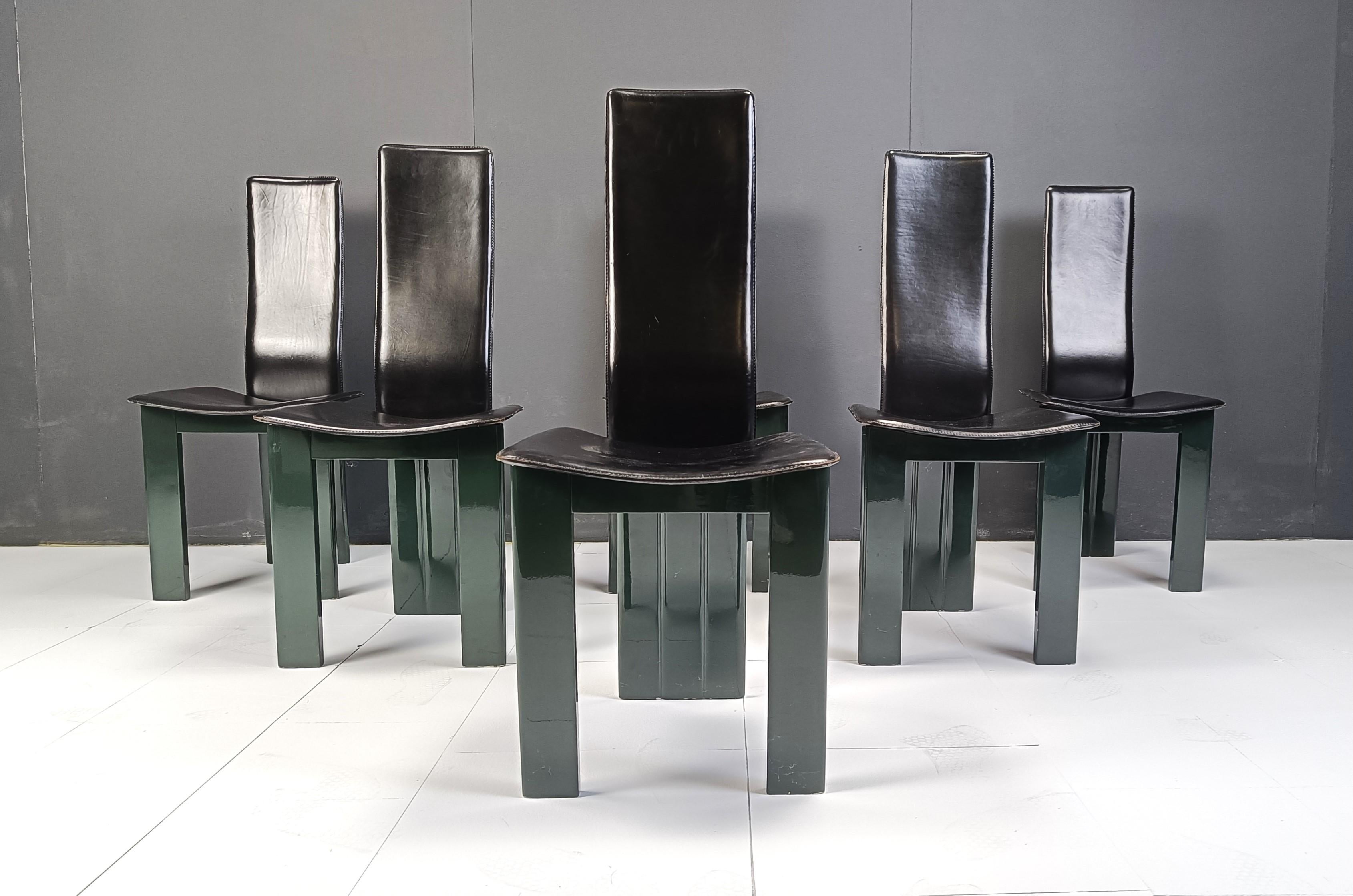 Set of 6 Italian leather and green lacquer dining chairs, 1980s In Good Condition For Sale In Leuven, Vlaams Gewest