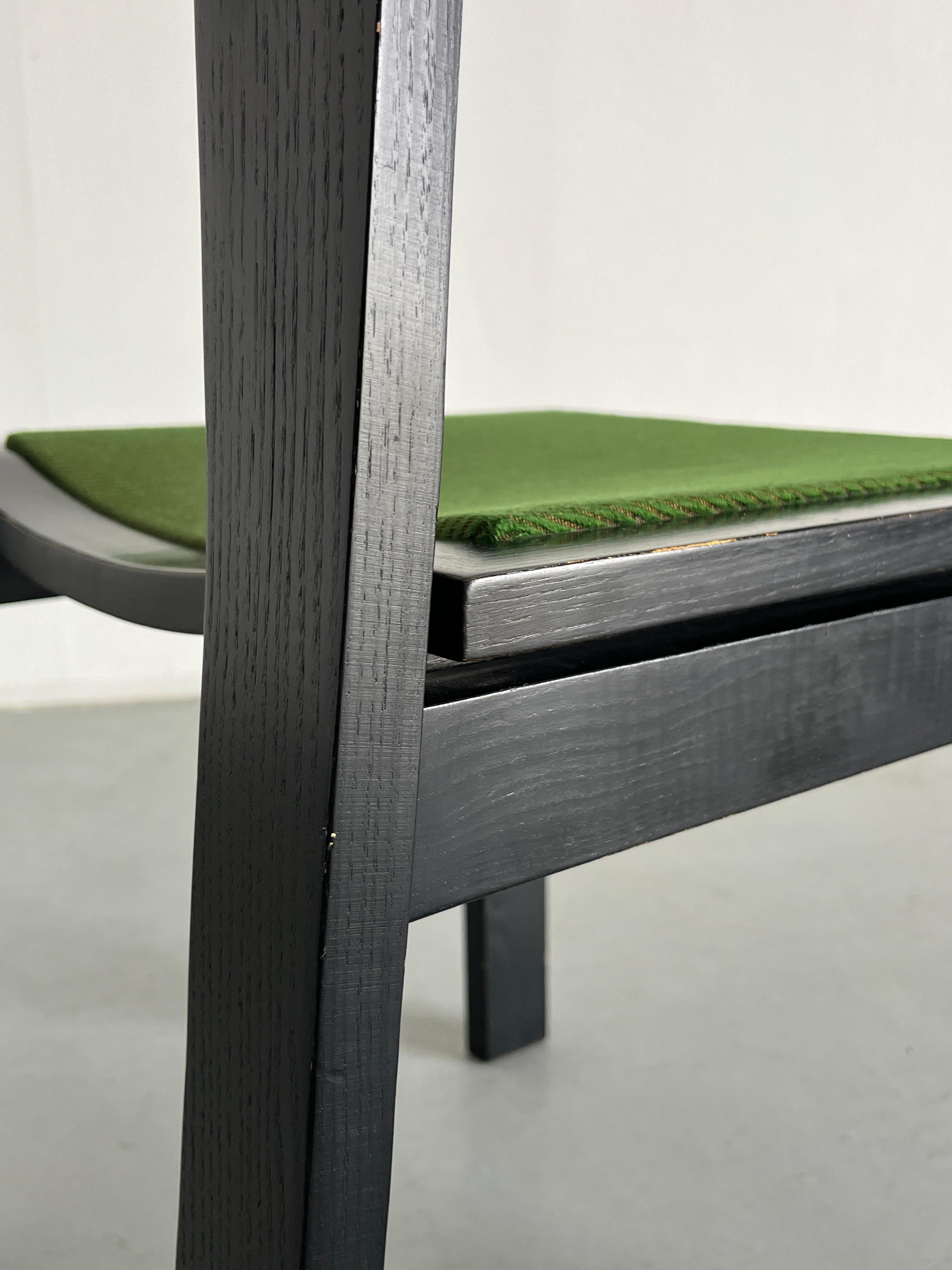 Ensemble de 6 chaises de salle à manger italiennes en bois de style constructiviste, mi-siècle moderne, années 70 8