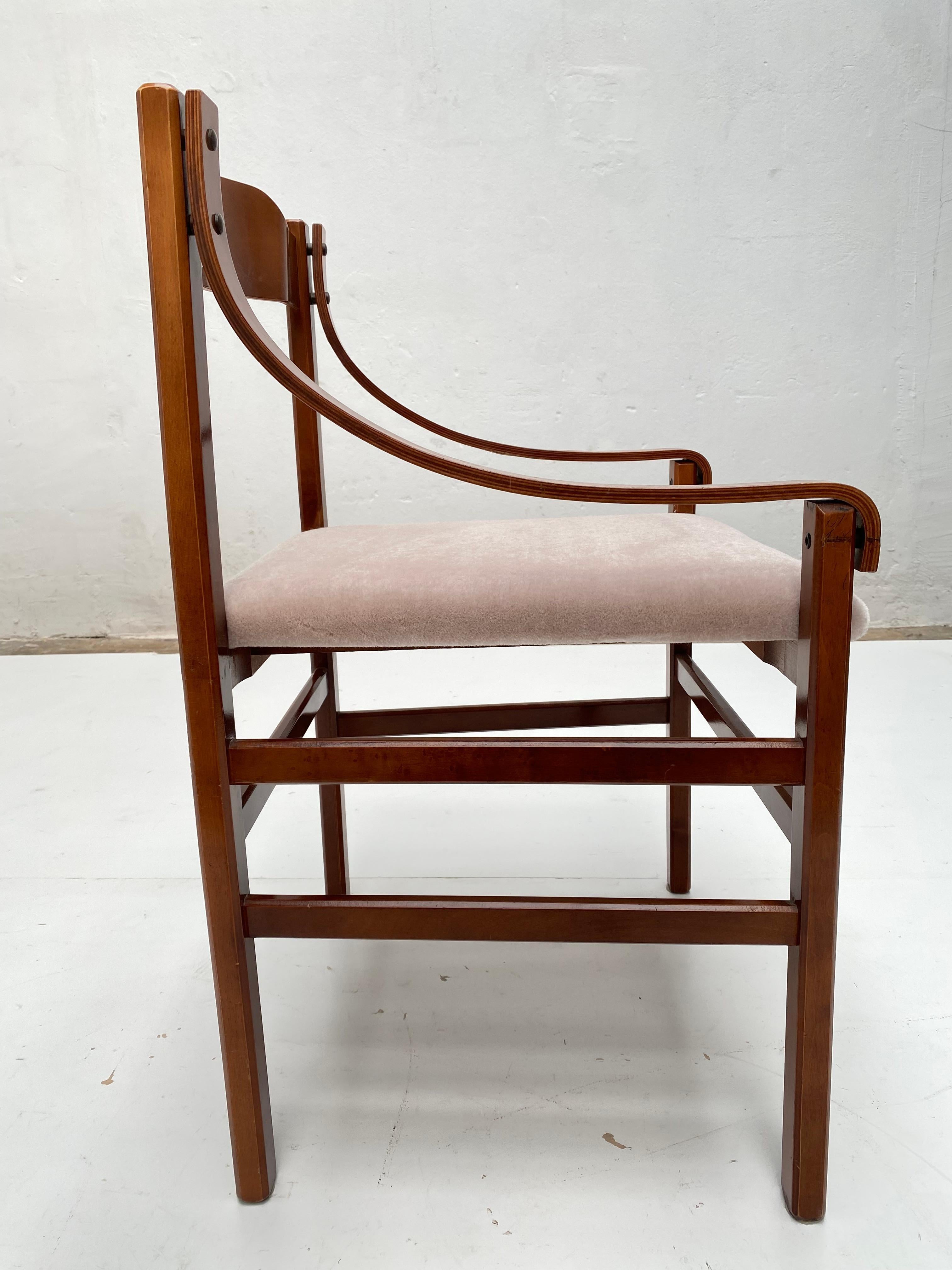 Set di 6 sedie da pranzo italiane in compensato con rivestimento in lana mohair nuova anni '60 in vendita 2
