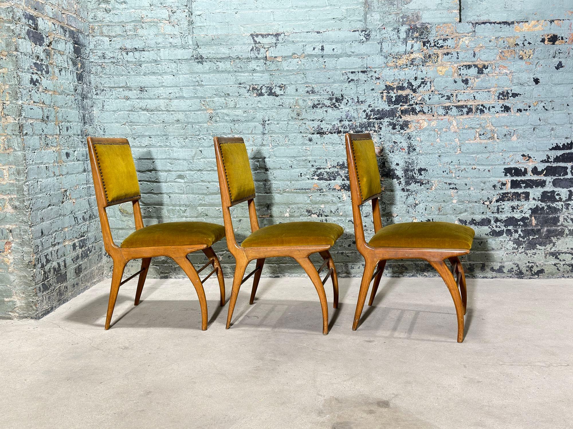 Brazilian Set of 6 Jacaranda Dining Chairs, Moveis Brazil 1960 For Sale