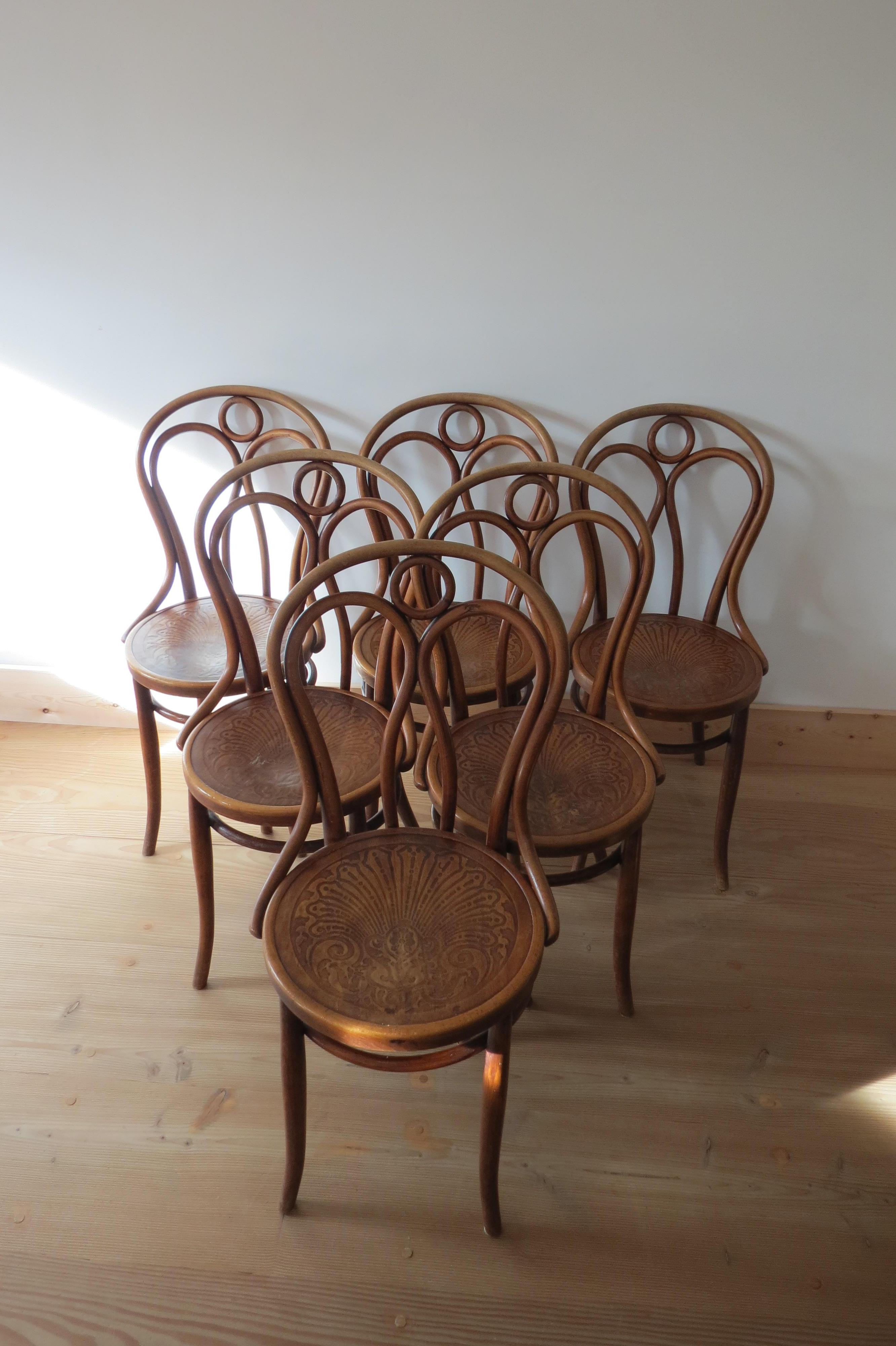 Set of 6 Jacob and Joseph Kohn, Austrian Dining chairs No 36 In Good Condition In Stow on the Wold, GB
