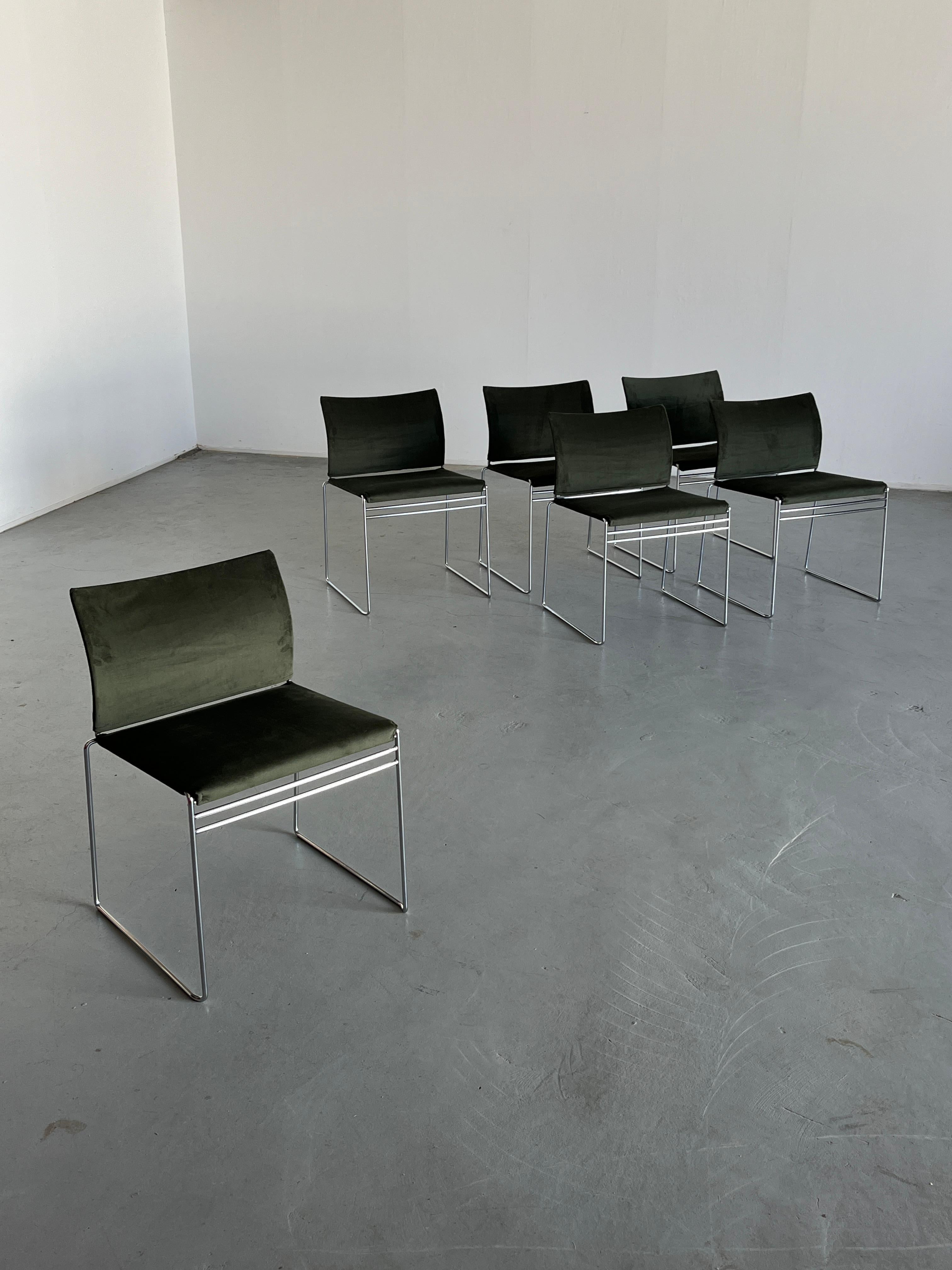 Set of six dining chairs in chromed steel and dark green velvet fabric, designed by Kazuhide Takahama for Simon Gavina, Italy, 1968.
Stackable. Original label present on 5/6 chairs.

Sold as a set of six pieces.

In very good vintage condition with