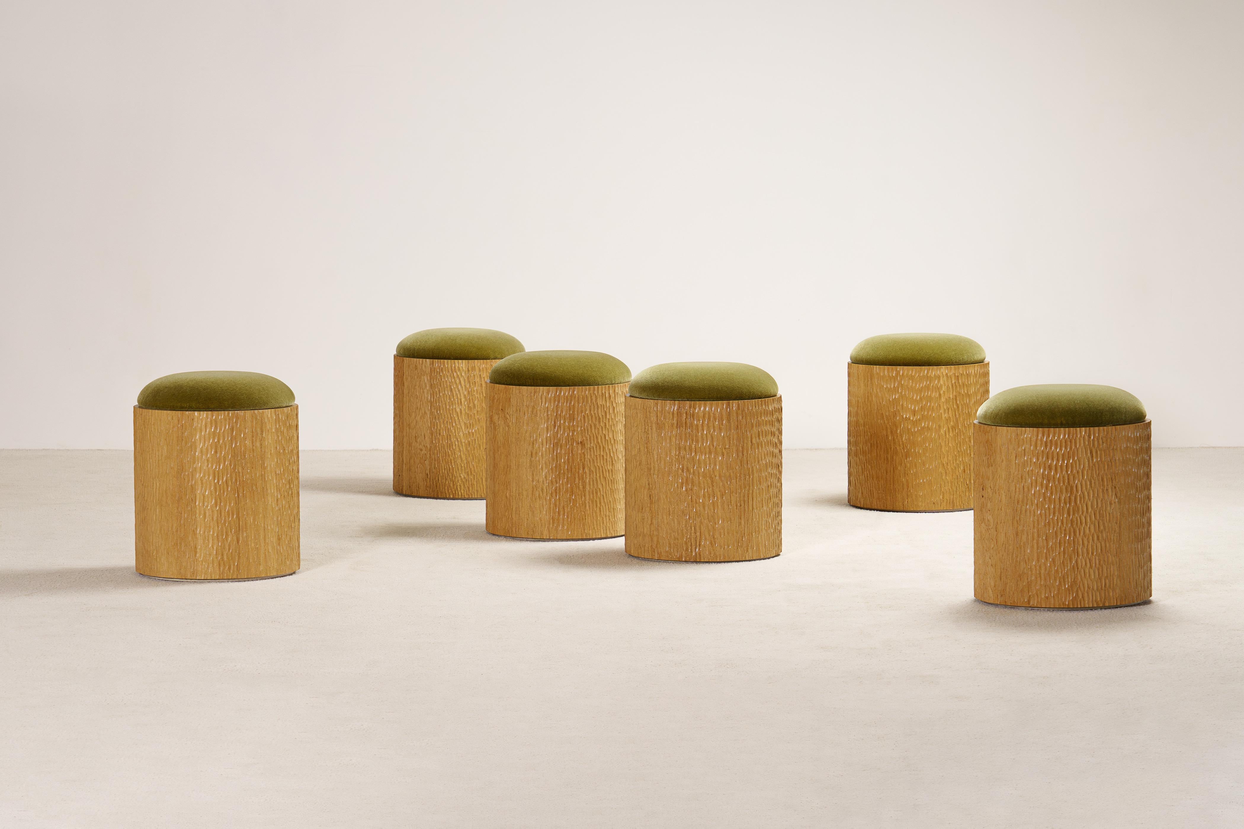 6er-Set Jessie Hocker von Proisy Studio. Luxuriöser Mohair-Stoff. im Zustand „Neu“ im Angebot in Paris, FR
