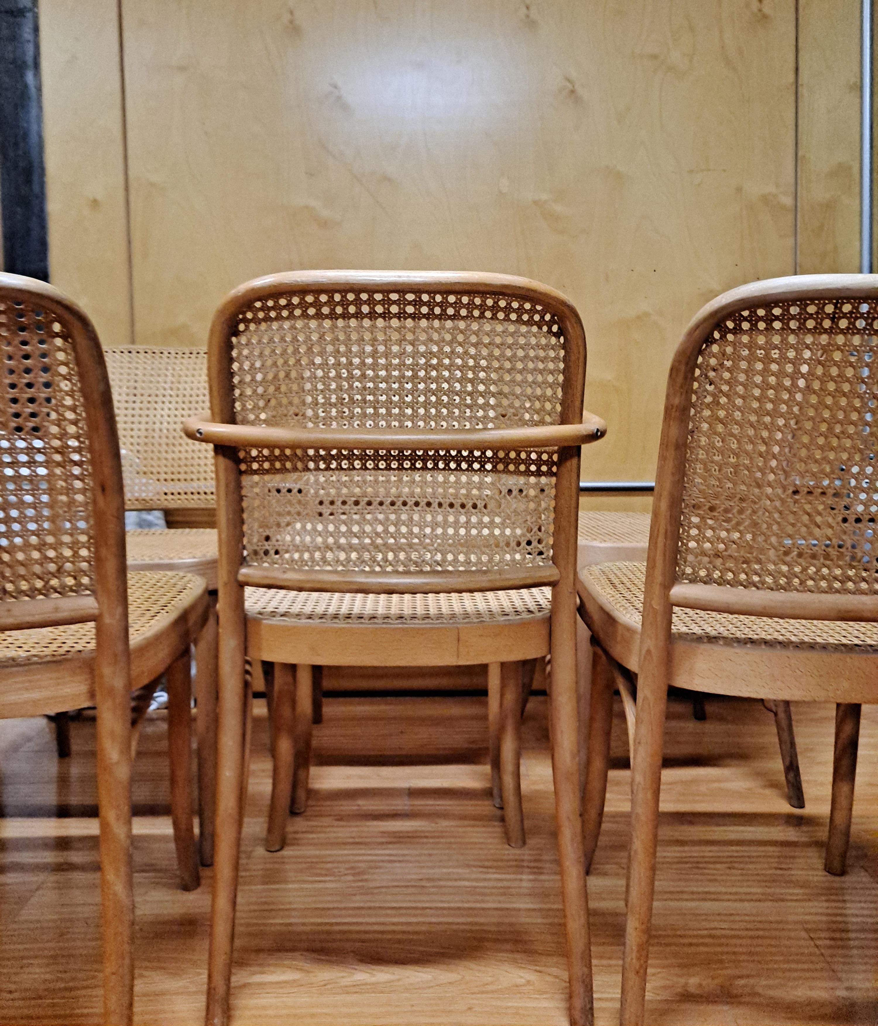 Milieu du XXe siècle Ensemble de 6 chaises d'appoint Josef Hoffman en bois courbé et cannage en vente