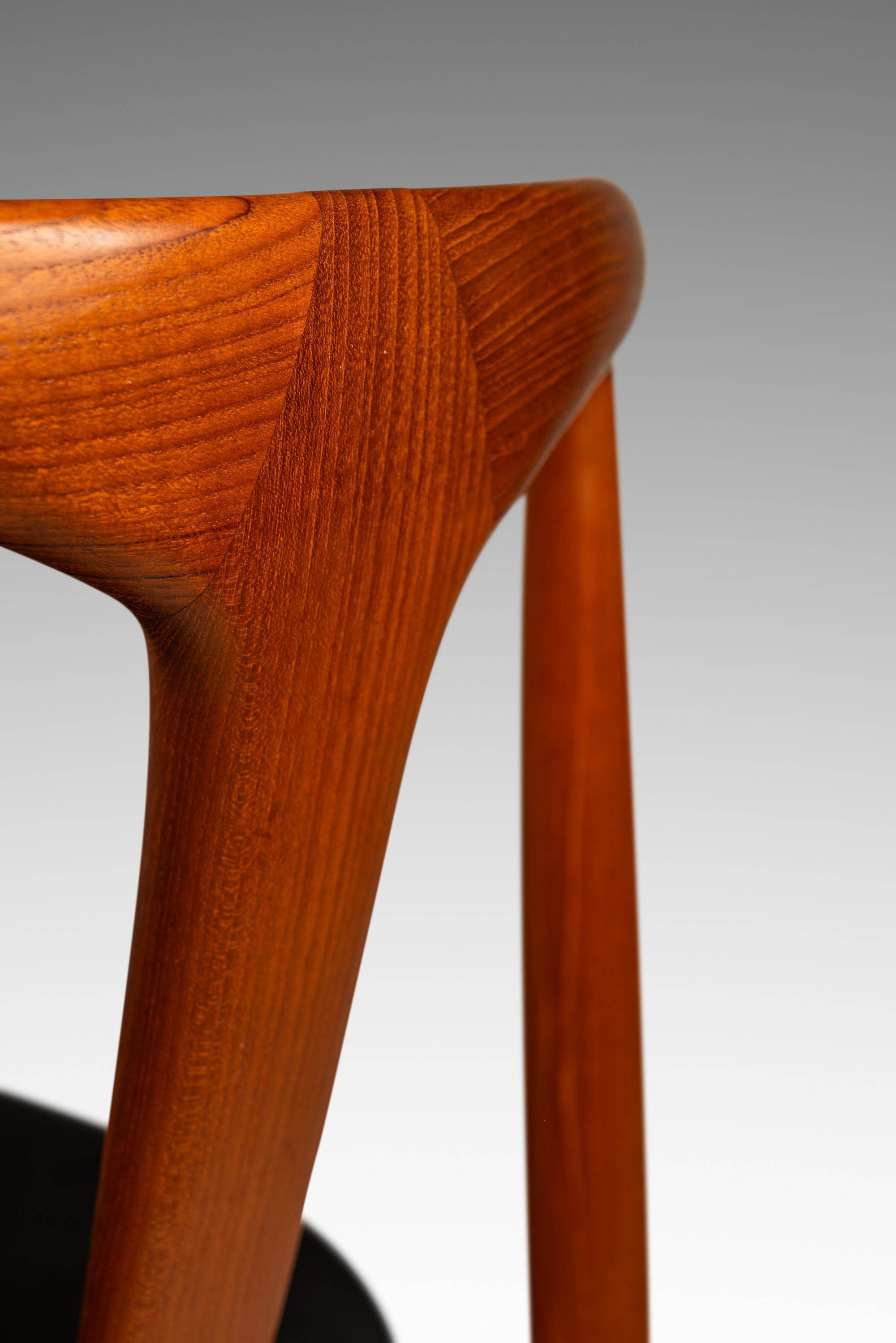 Ensemble de 6 pièces  Chaises 'Juliane', Johannes Andersen, Uldum Møbelfabrik, Danemark, années 1960 en vente 8