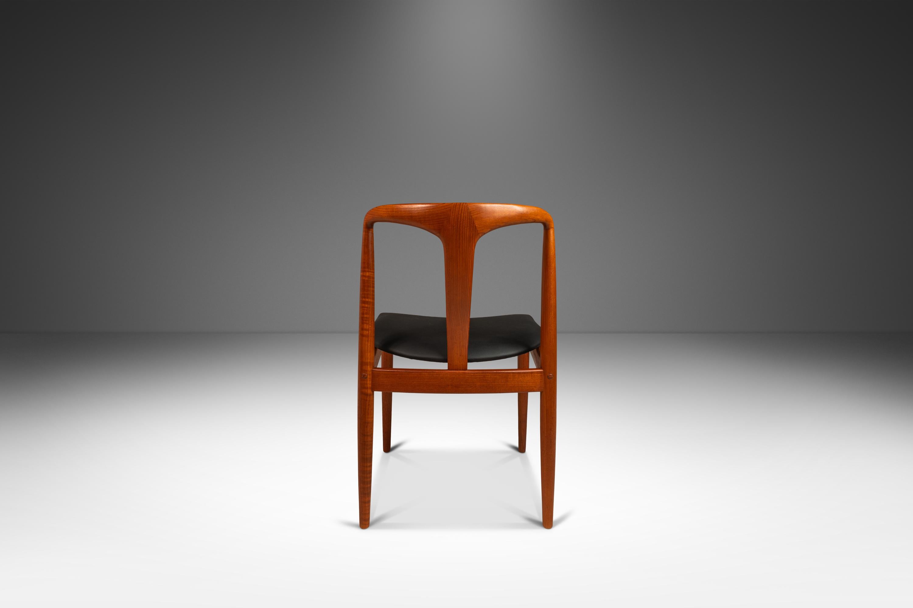 Danois Ensemble de 6 pièces  Chaises 'Juliane', Johannes Andersen, Uldum Møbelfabrik, Danemark, années 1960 en vente