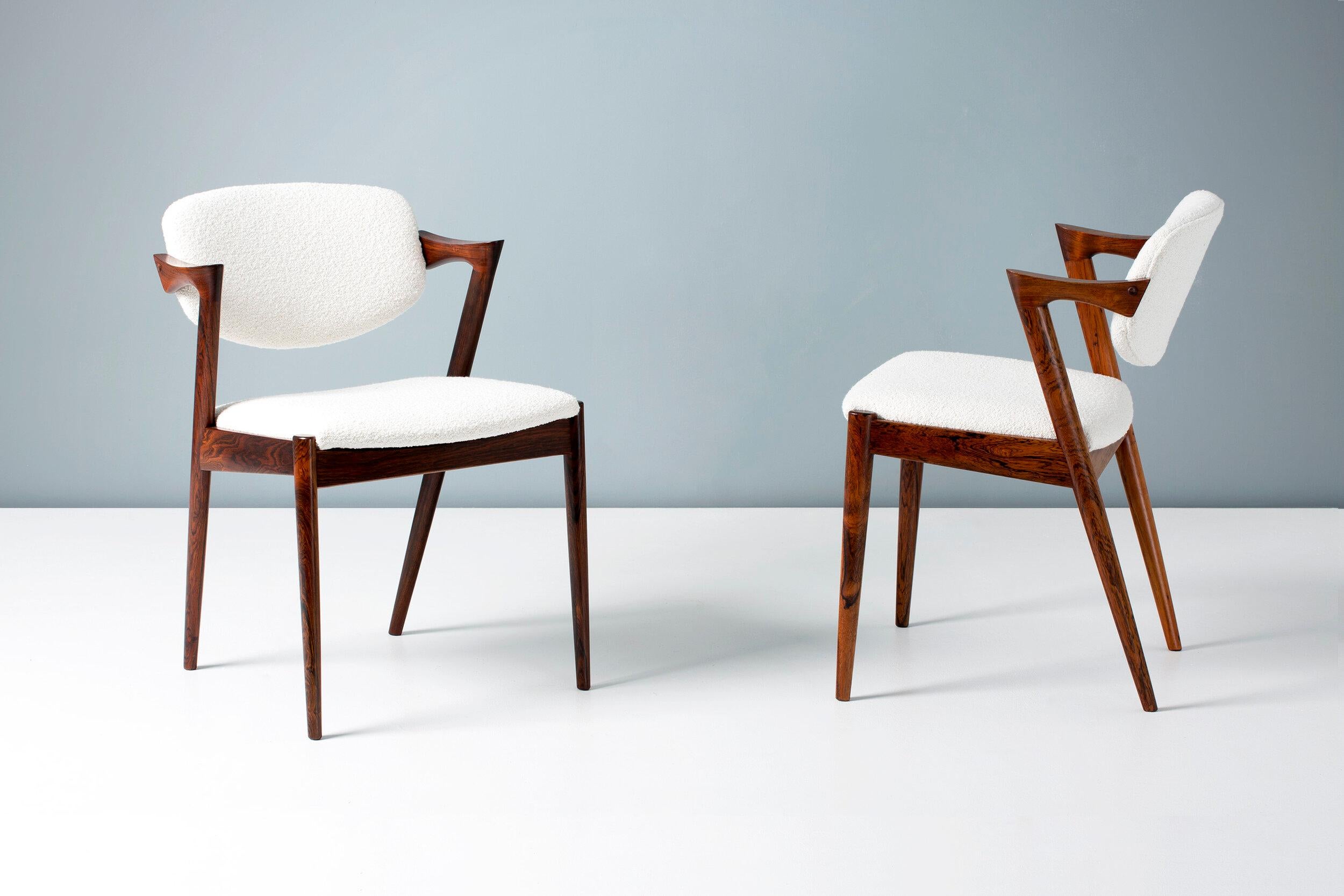 Scandinave moderne Ensemble de 6 chaises de salle à manger Kai Kristiansen Model 42 Off-White Boucle en vente