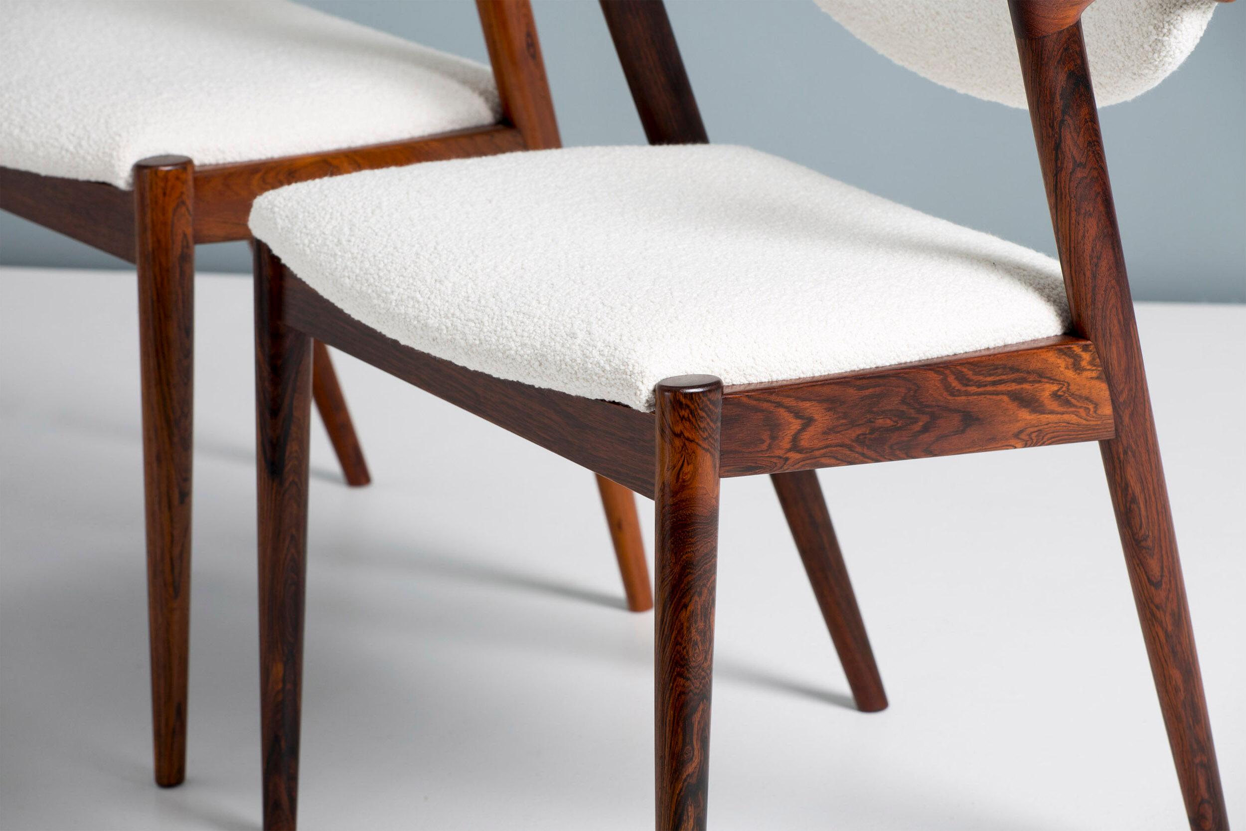 Scandinavian Modern Set of 6 Kai Kristiansen Model 42 Off-White Boucle Dining Chairs For Sale