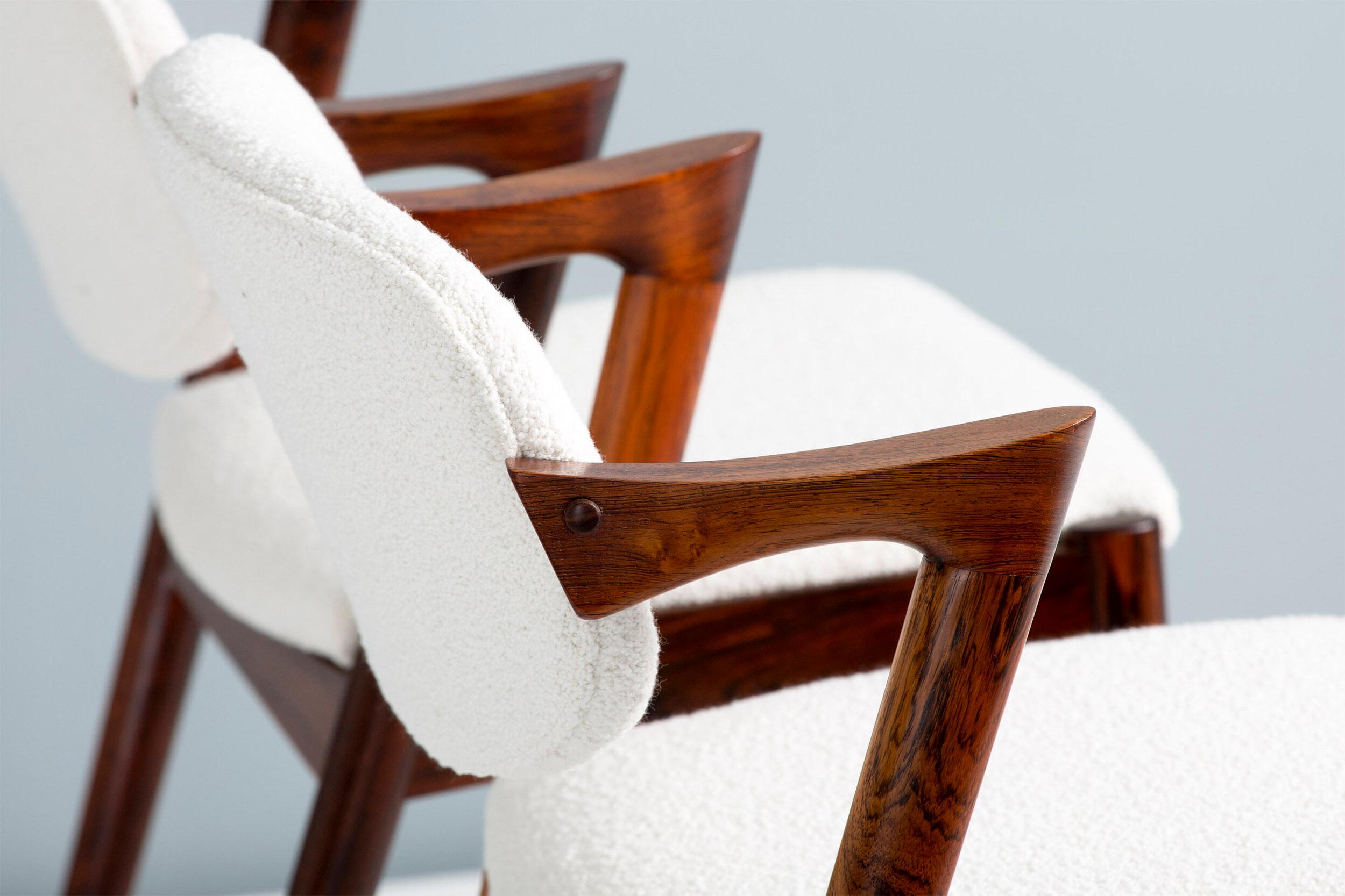 Ensemble de 6 chaises de salle à manger Kai Kristiansen Model 42 Off-White Boucle en vente 1