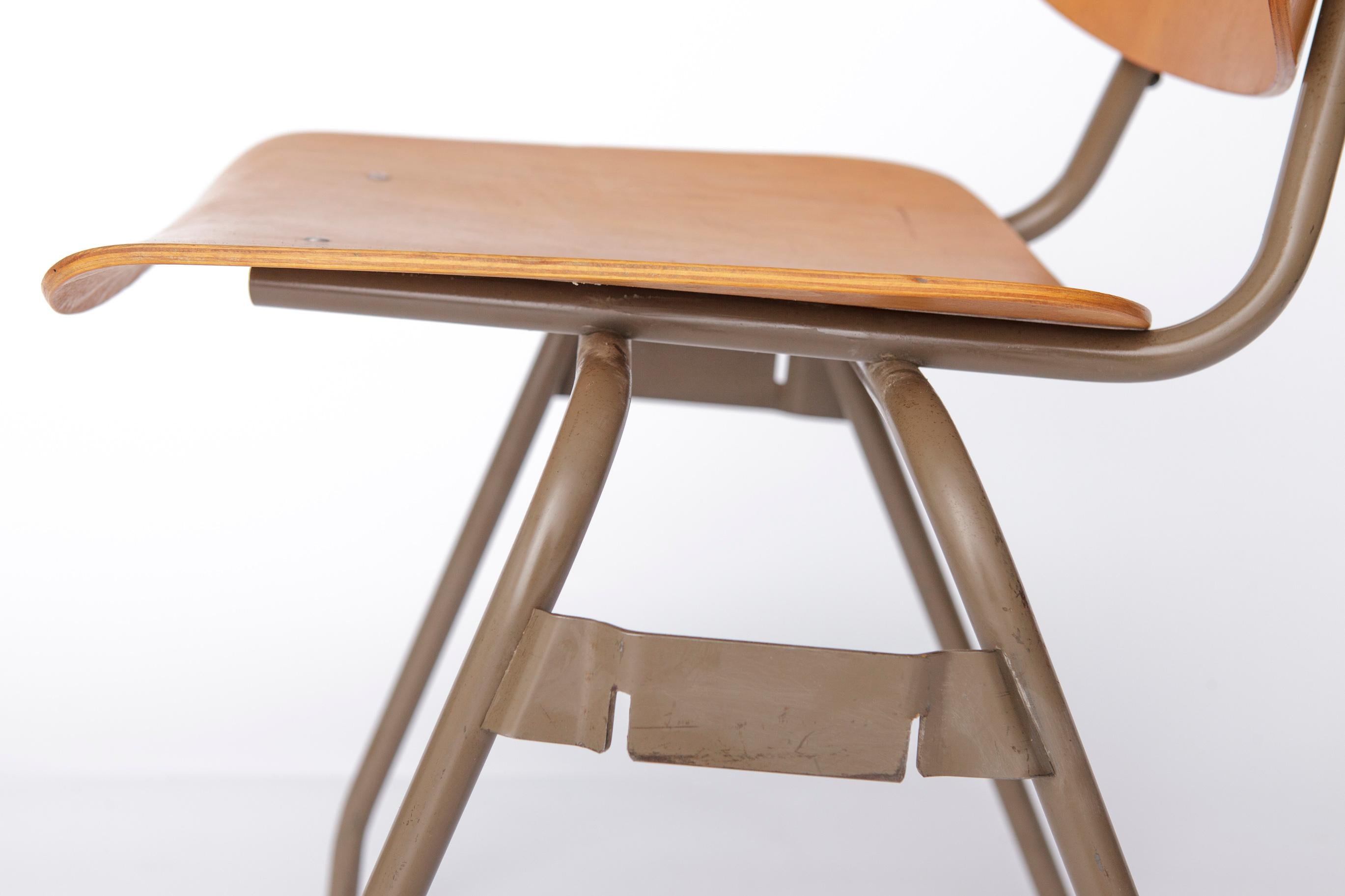 Néerlandais Ensemble de 6 chaises empilables Kho Liang Ie - CAR Katwijk, 1950s Mid-Century Modern en vente