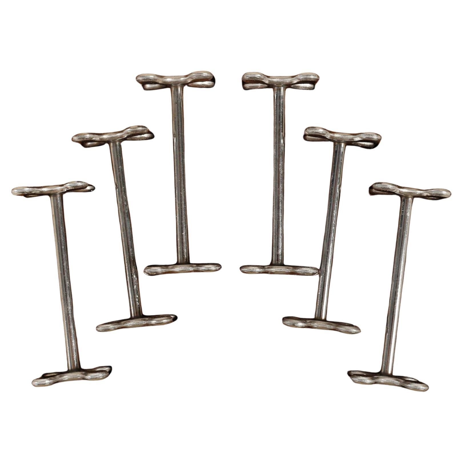 Set of 6 knife rests by La Maison Jean Goujon, 20th century.