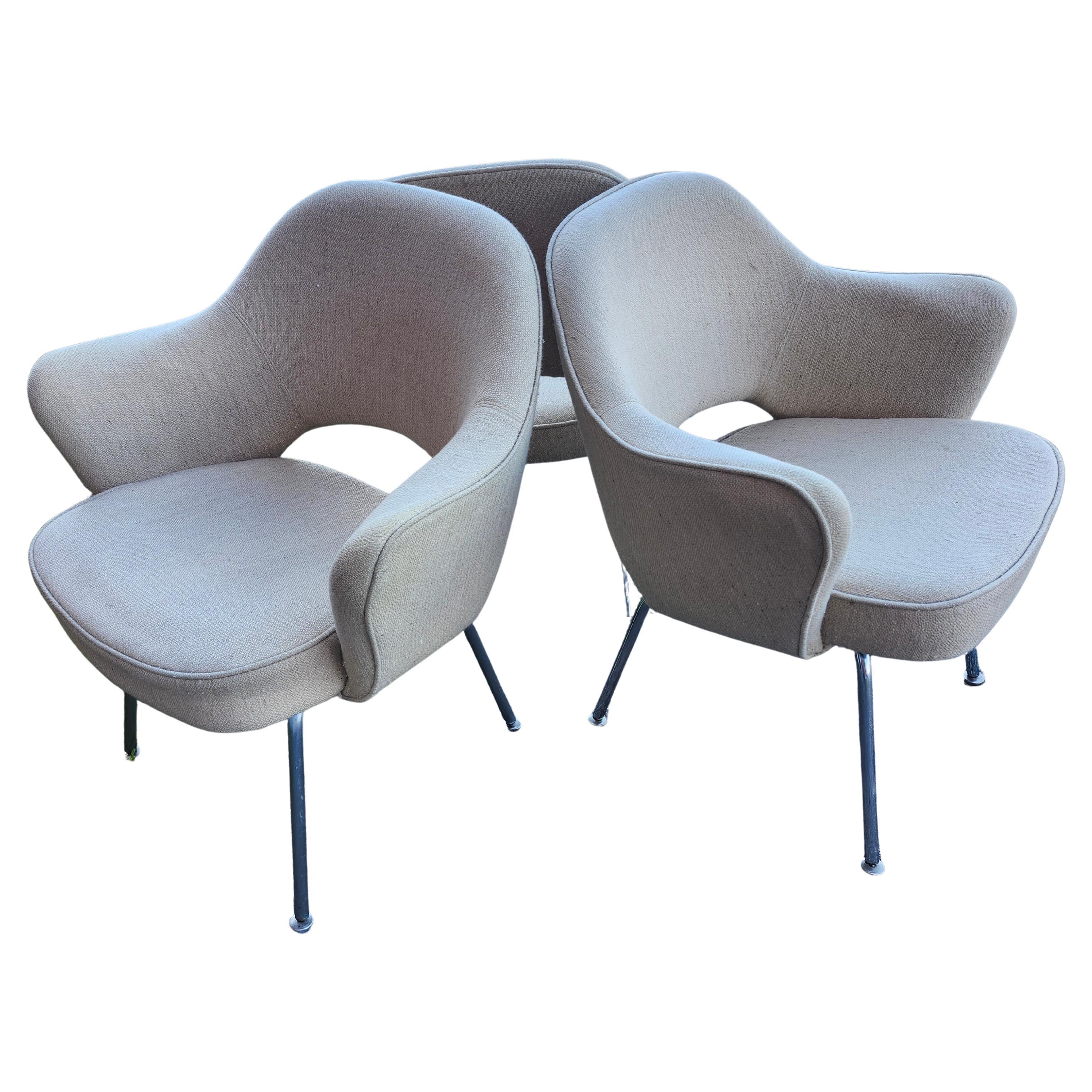 Steel Set of 6 Knoll Executive Armchair Dining Chairs by Eero Saarinen For Sale