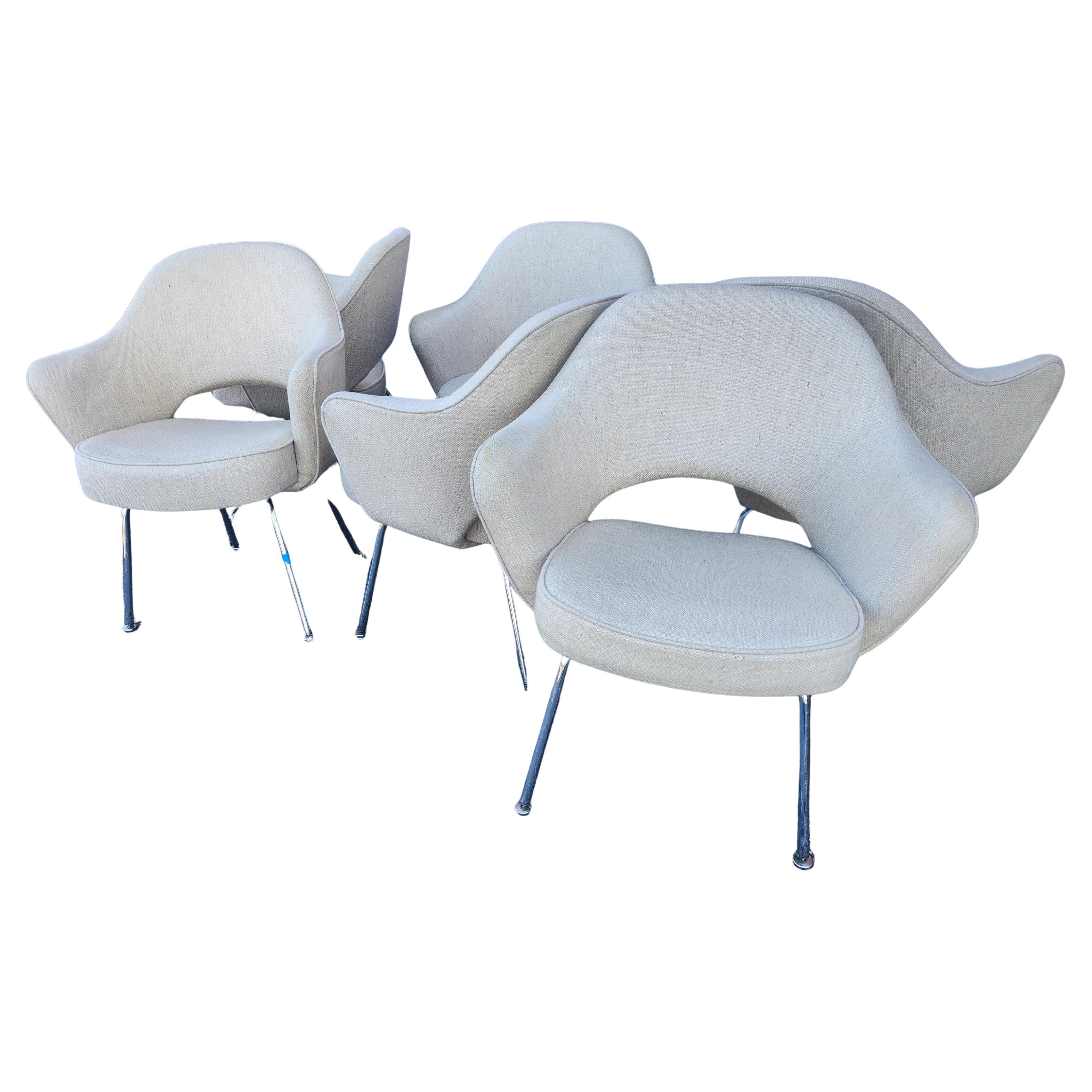 Set of 6 Knoll Executive Armchair Dining Chairs by Eero Saarinen For Sale 1