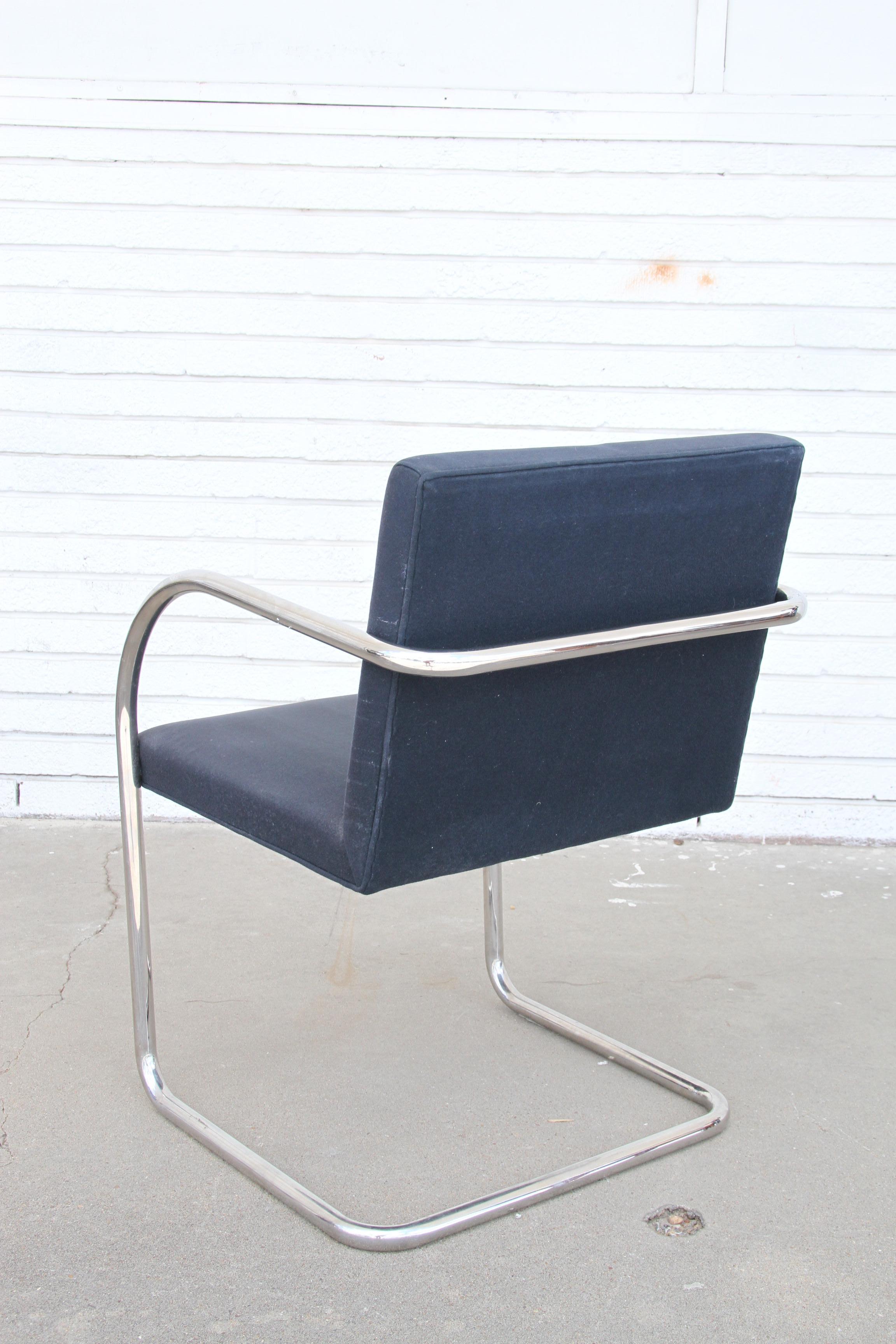 20ième siècle Ensemble de 6 chaises tubulaires Knoll Mies Van Der Rhoe BRNO en vente