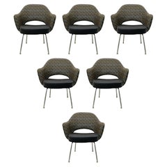 Satz von 6 Knoll Original Saarinen Executive Esszimmerstühlen mit verchromten Beinen