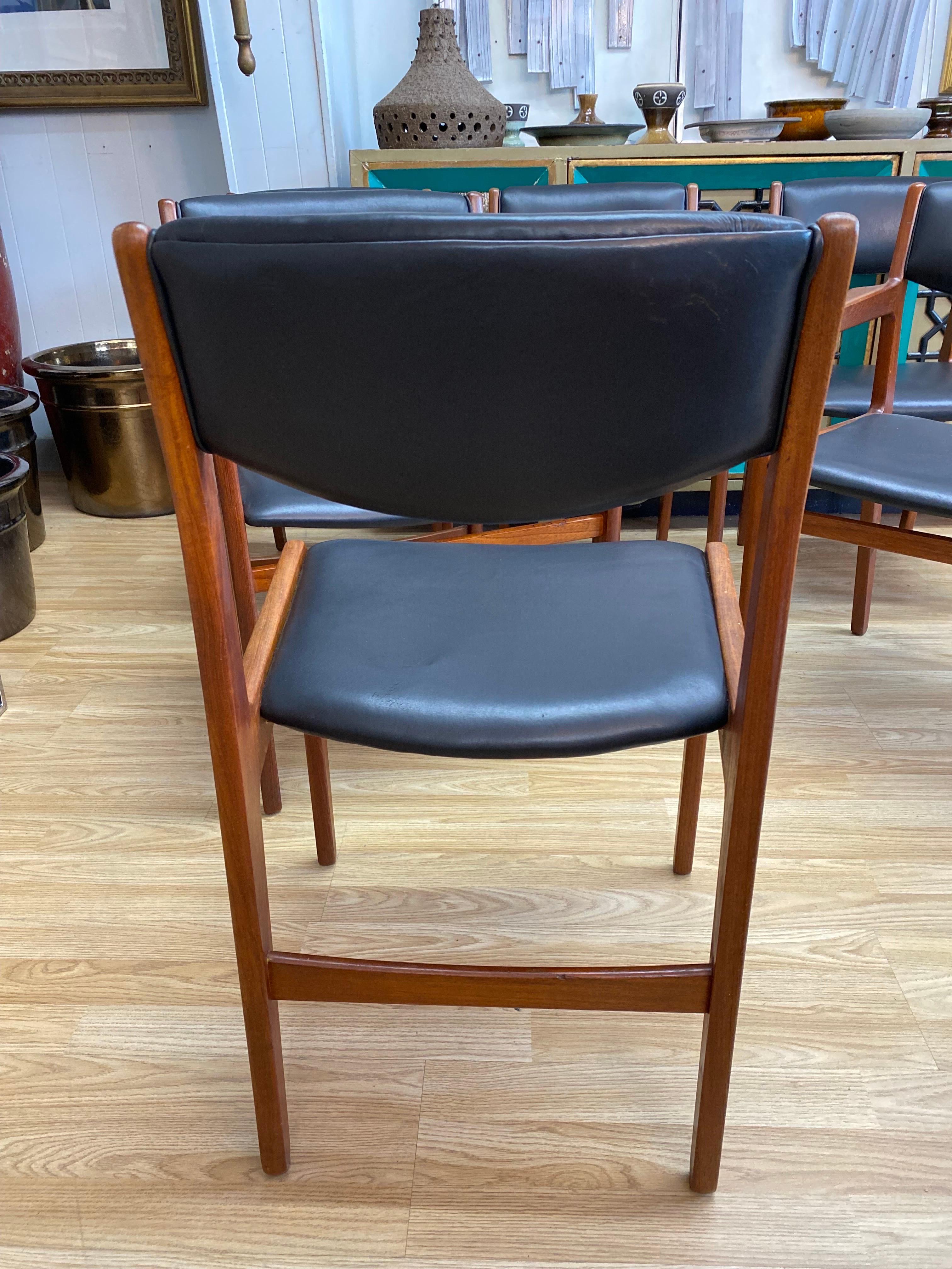 Mid-Century Modern Set of 6 Knud Andersen Danish Modern Dining Chairs