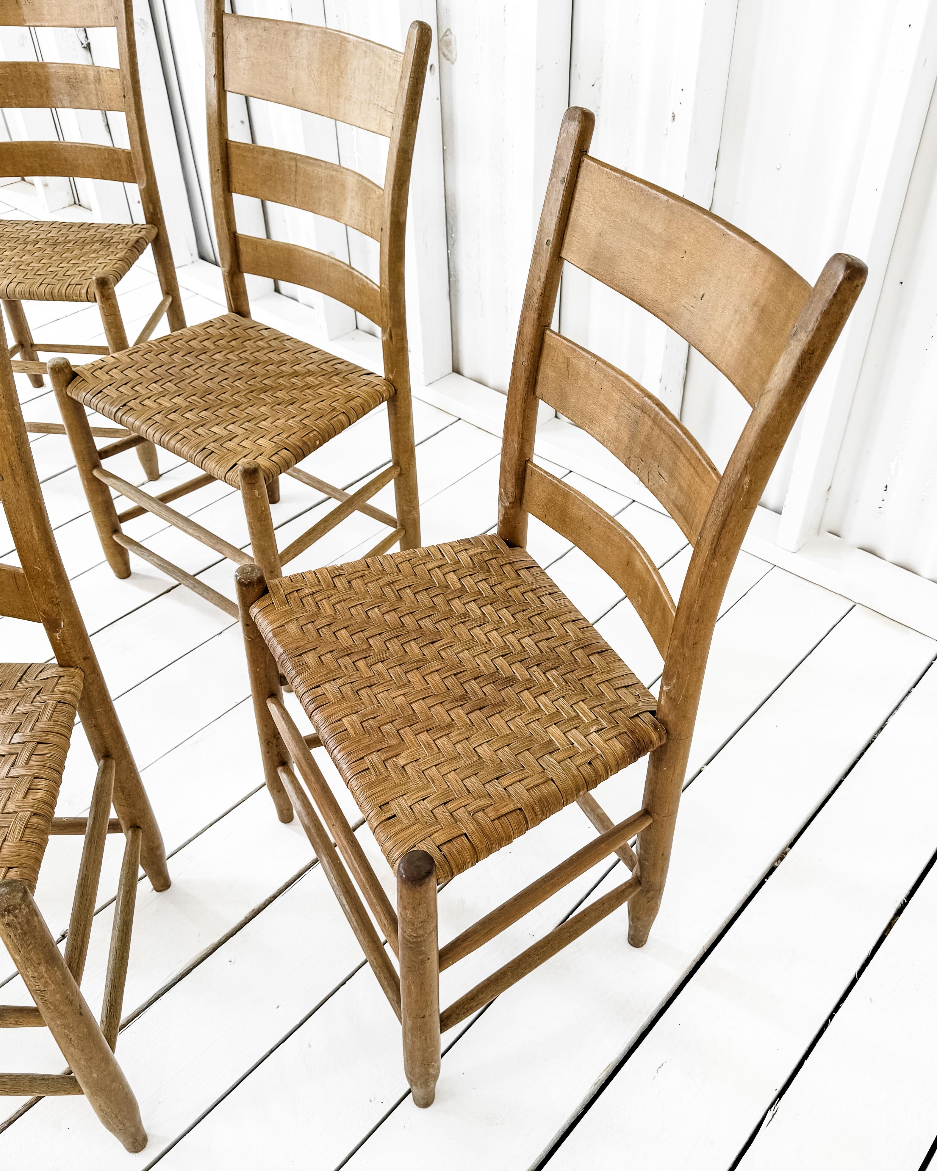 19th Century Set of 6 Ladder Back Chairs with Wood Splint Seats