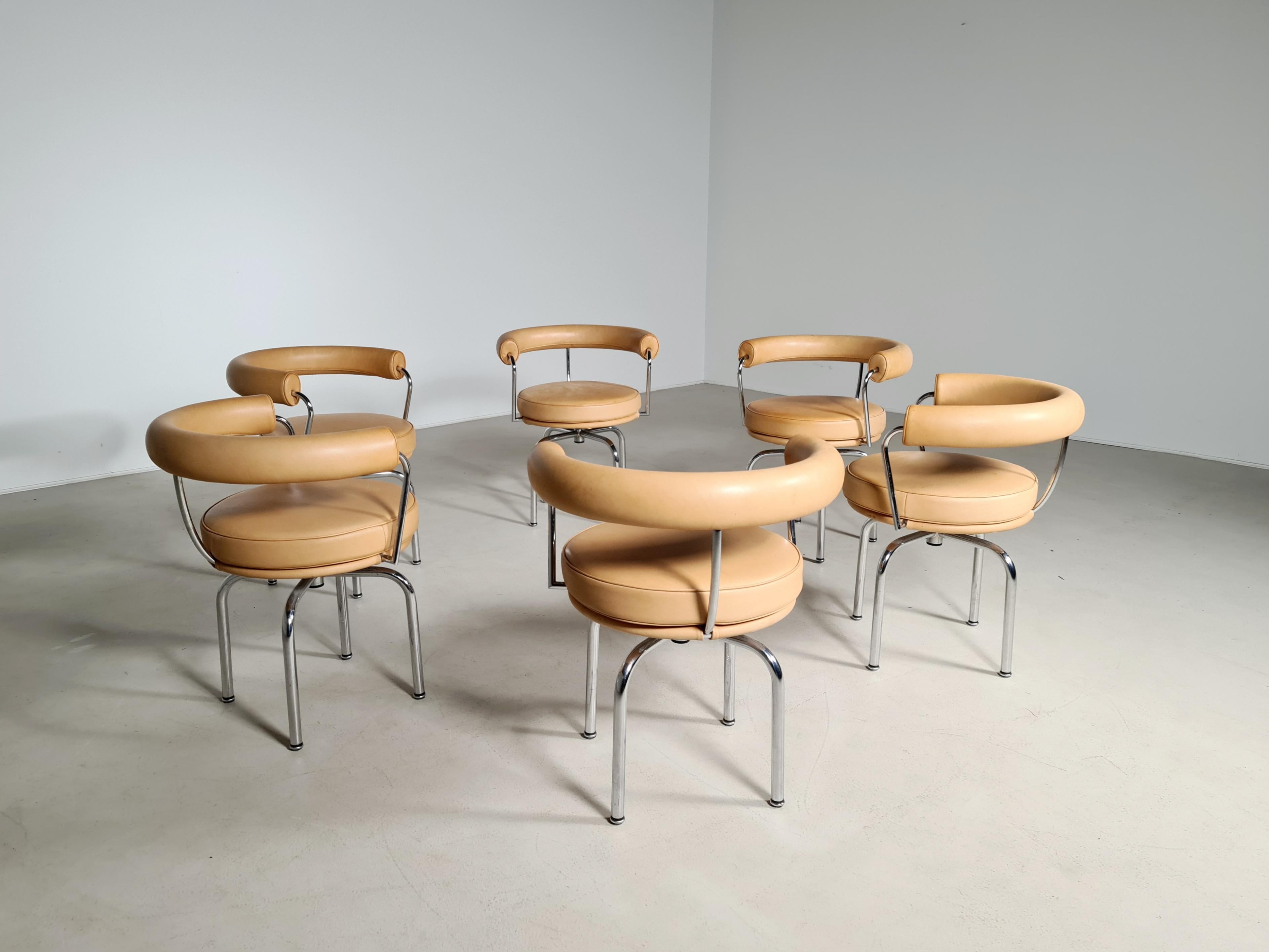Set of 6 Lc7 Swivel Chairs by Charlotte Perriand for Cassina, 1990s In Good Condition In amstelveen, NL