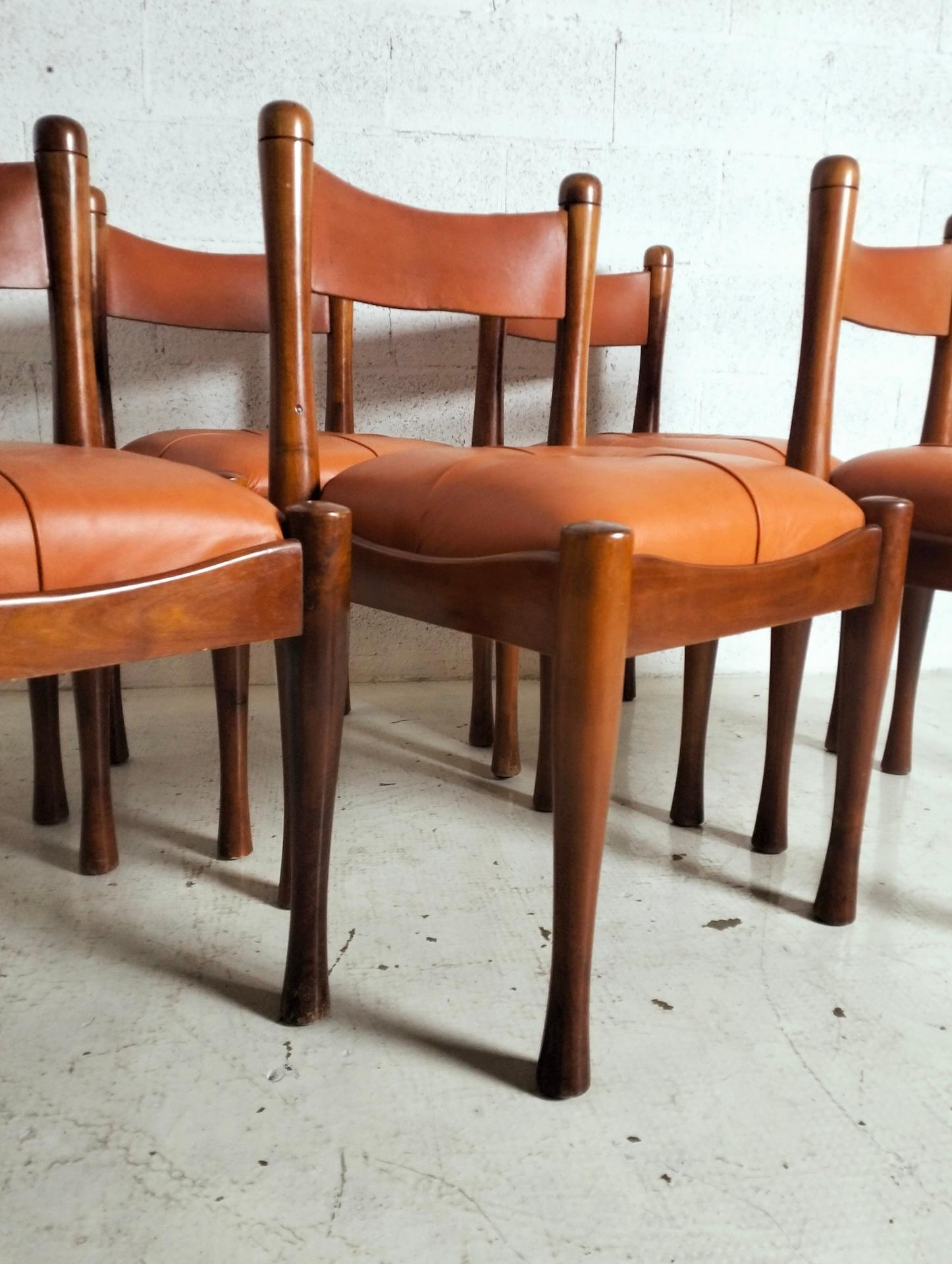 Set of 6 leather and walnut chairs by Silvio Coppola for Bernini 70s 1