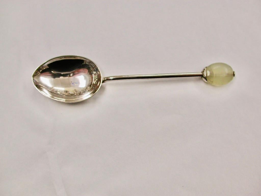 Early 20th Century Set of 6 Liberty & Co Arts & Crafts Silver Teaspoons with Hardstone Finials, 1924 For Sale