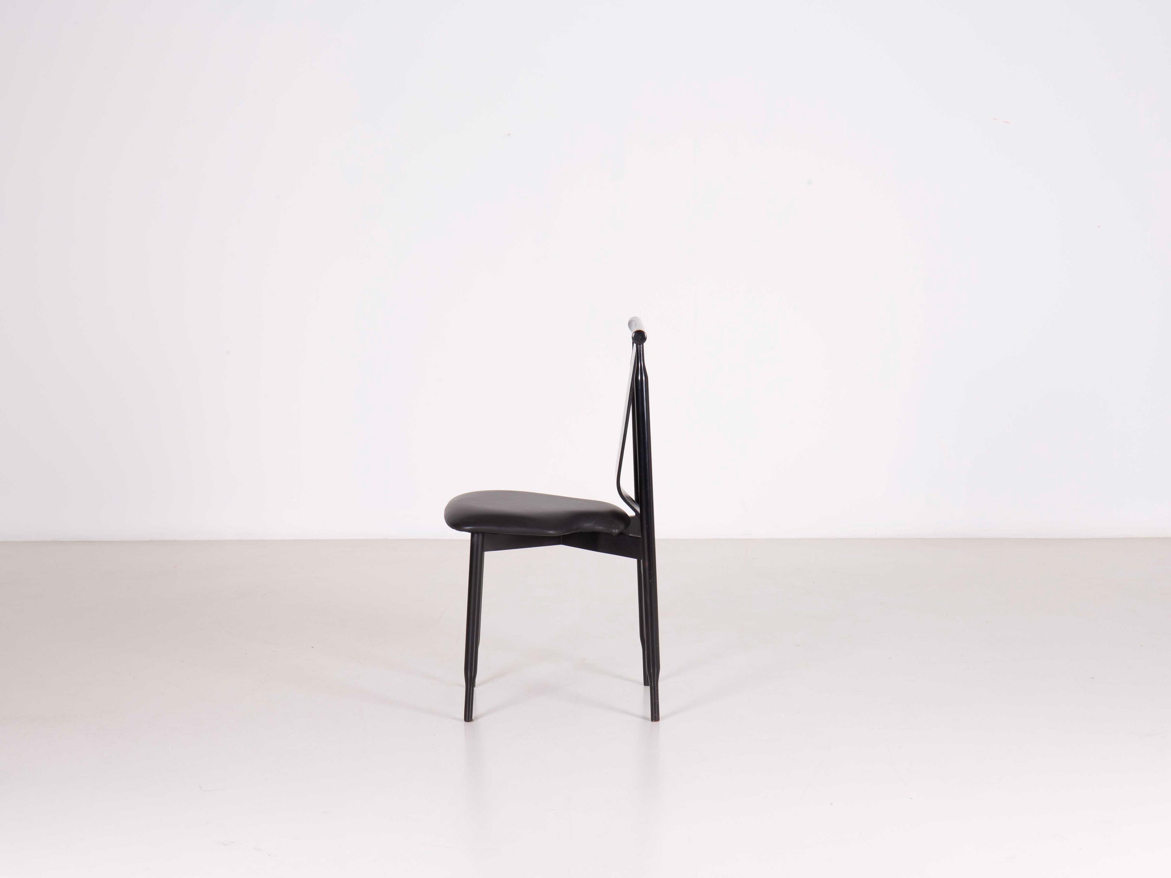 Set of 6 Lierna chairs designed by Achille & Pier Giacomo Castiglioni, 1960 In Good Condition For Sale In Ozzano Dell'emilia, IT