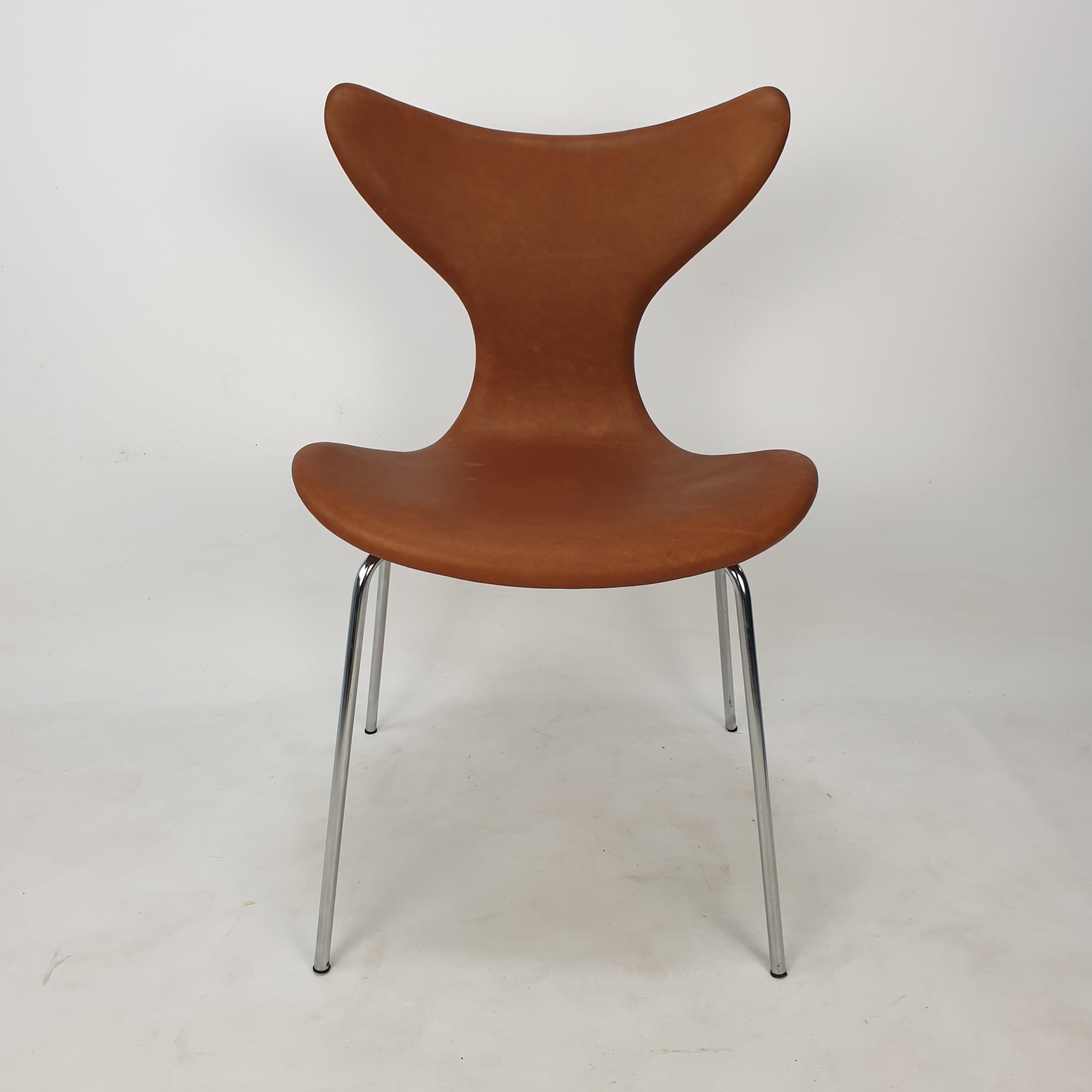 Set of 6 Lily Chairs by Arne Jacobsen for Fritz Hansen, 1960s For Sale 1