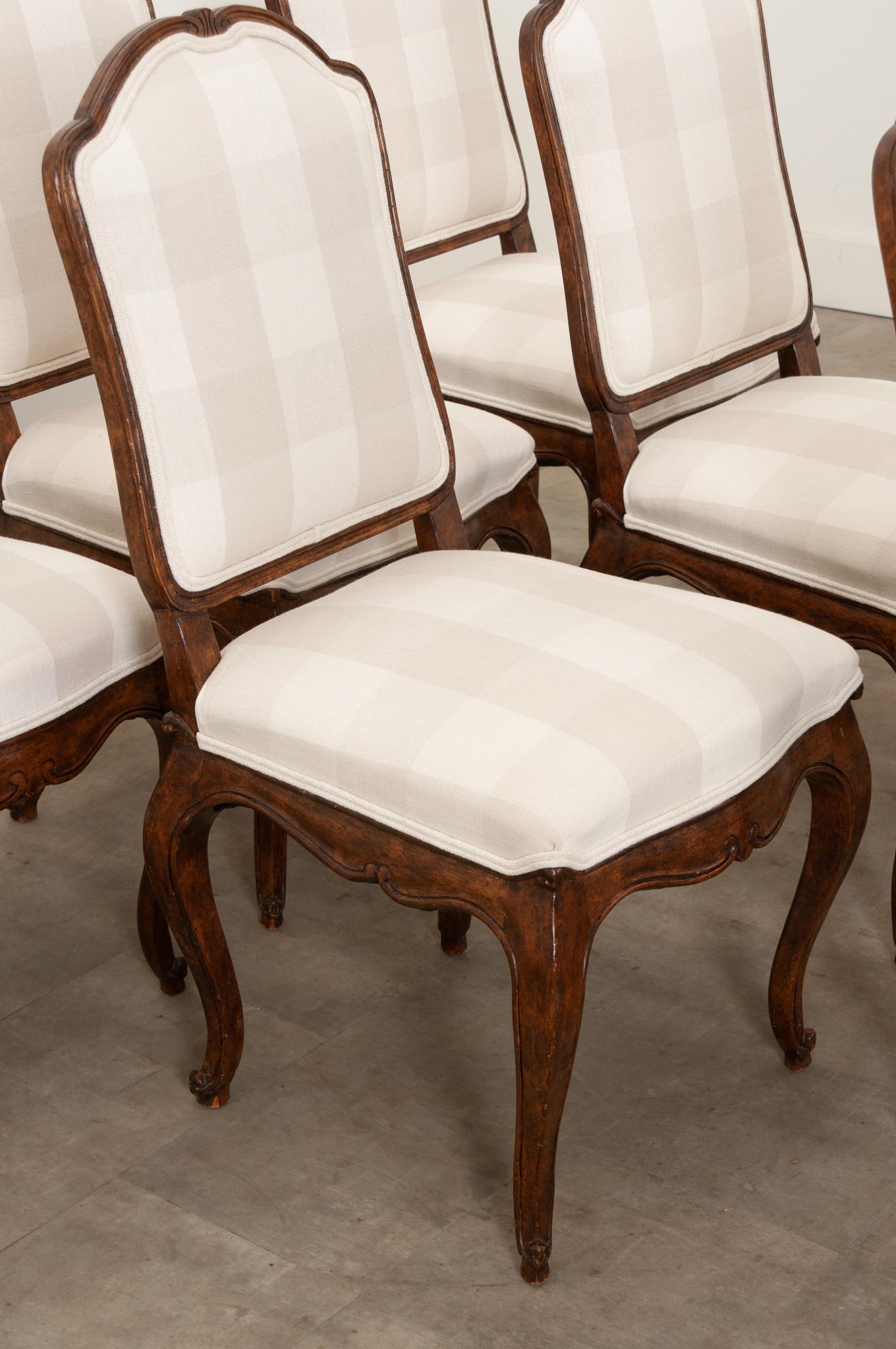 Set of 6 Louis XV Style Upholstered Dining Chairs In Good Condition In Baton Rouge, LA