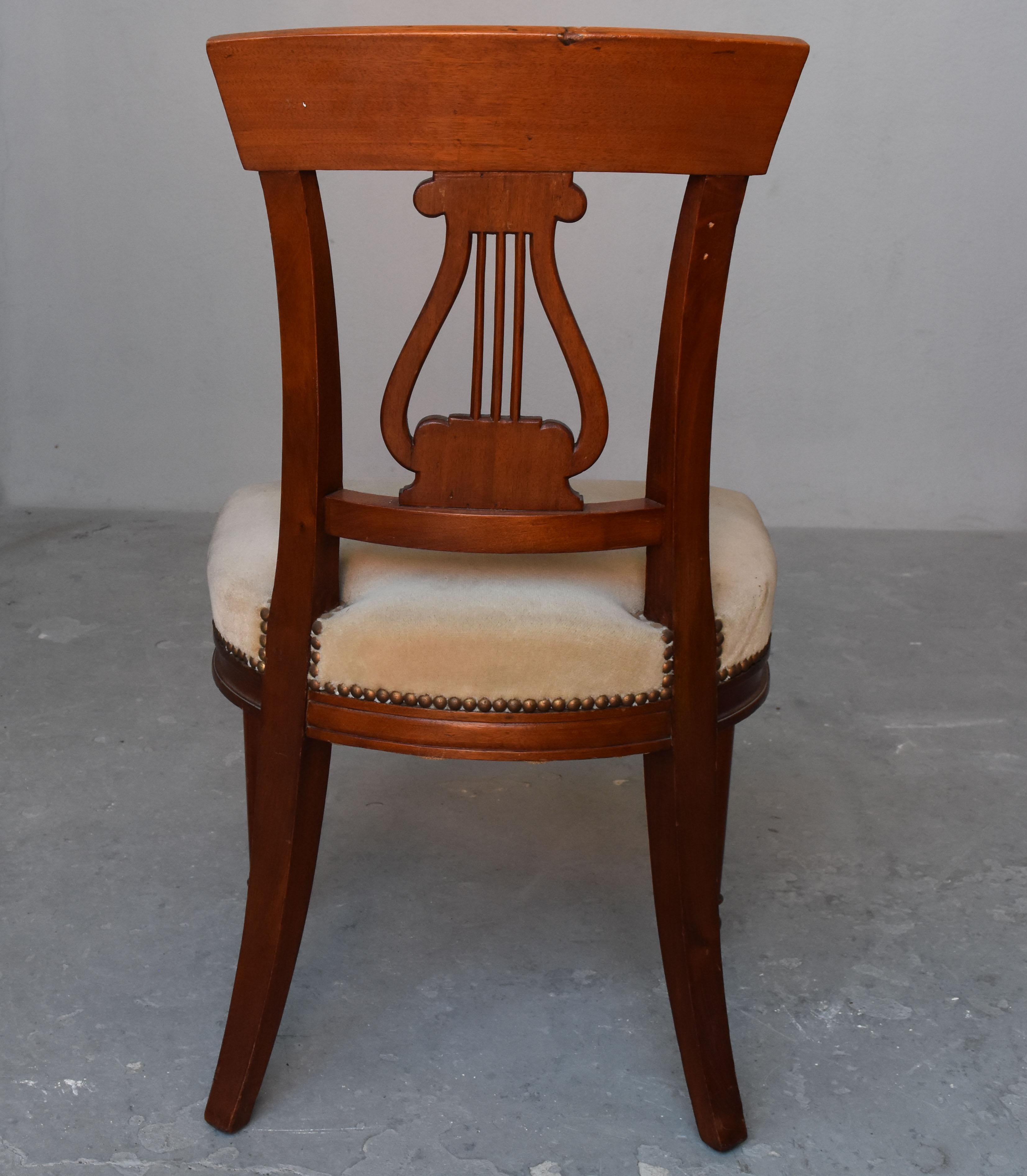 French Set of 6 Mahogany Chairs Restauration Style For Sale