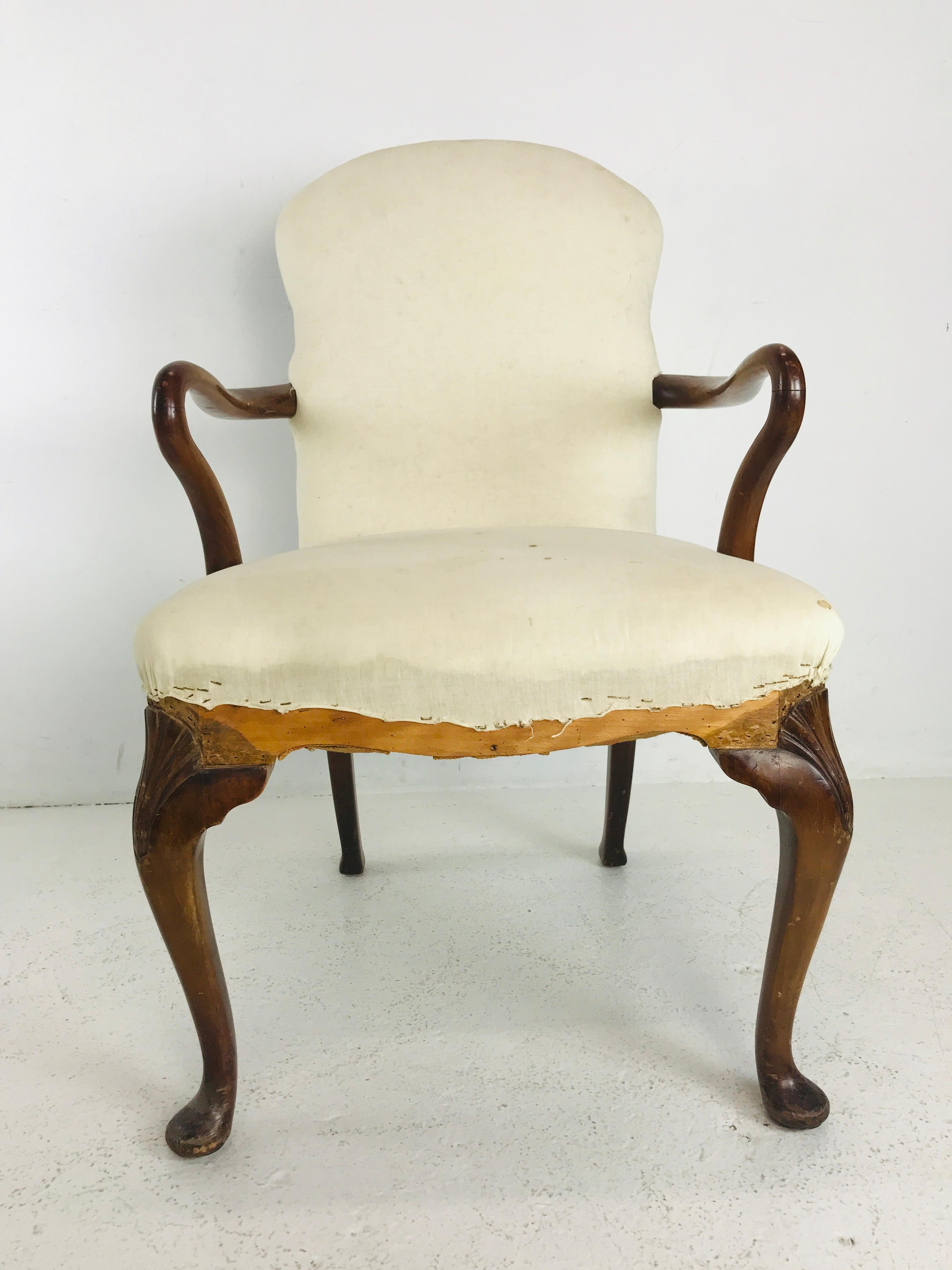 Set of 6 Mahogany Dining Chairs 5