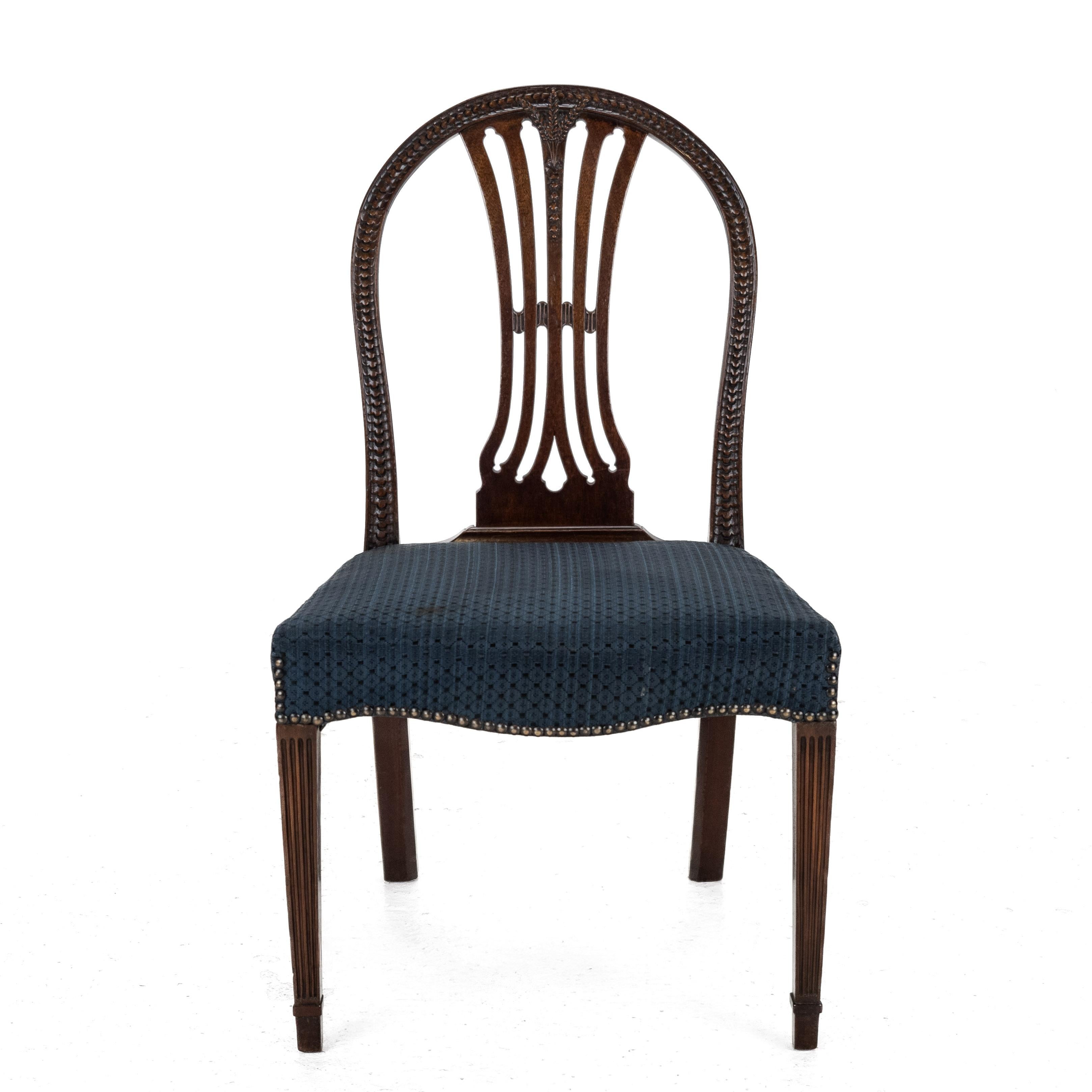 Set of 6 Mahogany Hepplewhite Dining Chairs, c1870, c19th (Georgian, George III) in vendita 5