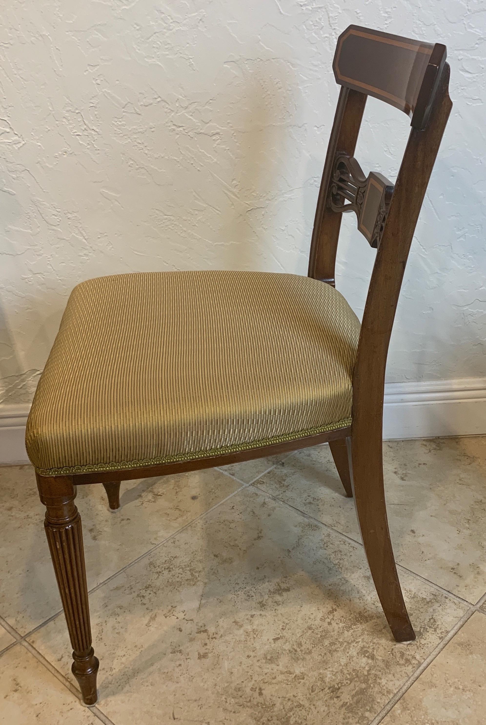 20th Century Set of 6 Mahogany Sheraton Style Chairs